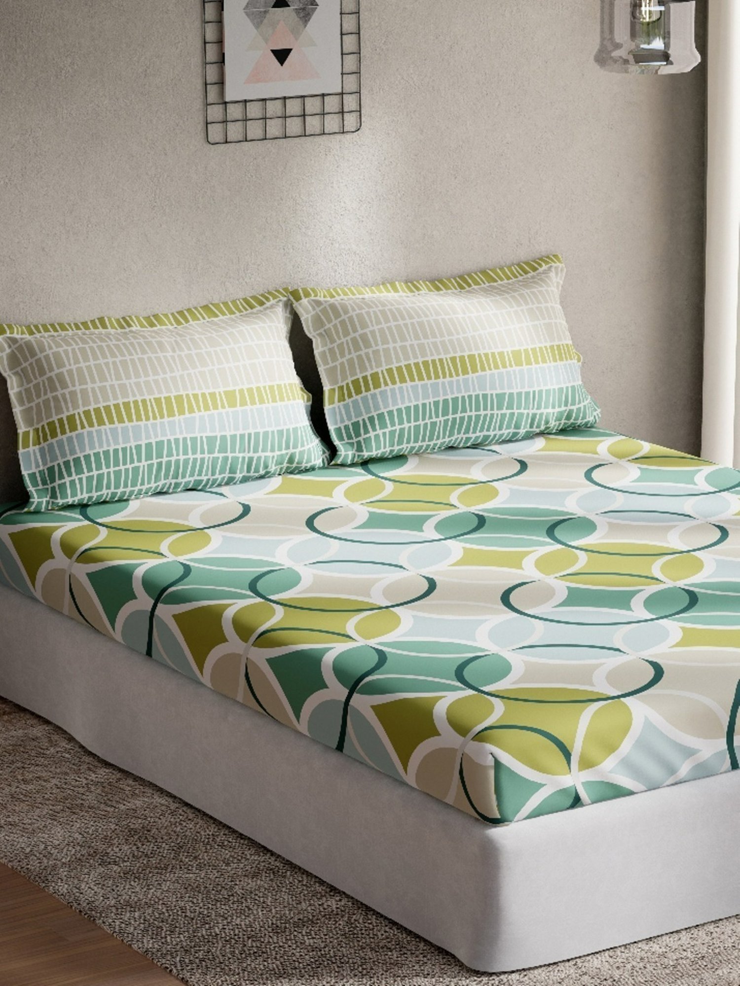 DDecor Geometric Green 144 TC Cotton Queen Bedsheet with 2 Pillow covers