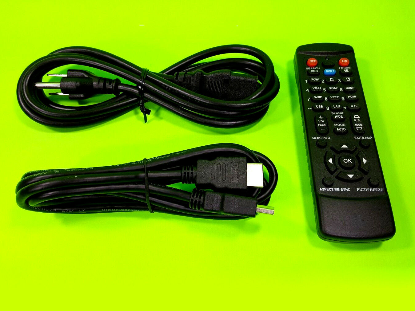 NEC U300X DLP Projector Ultra Short Throw 3000 ANSI Lumens 1024 x 768 HDMI bundle Accessories