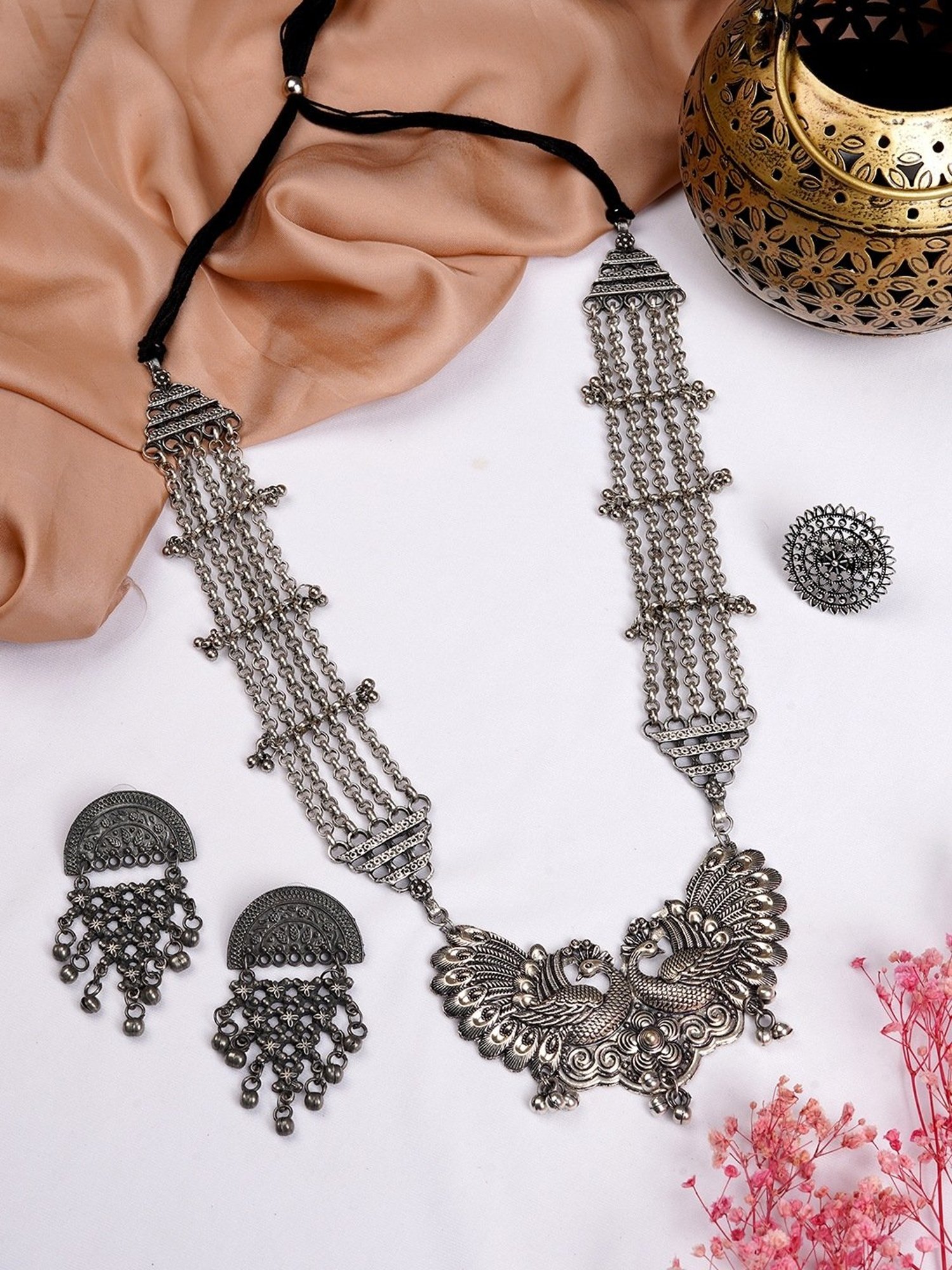 Teejh Pitara Collection Lashika Oxidized Jewellery Set