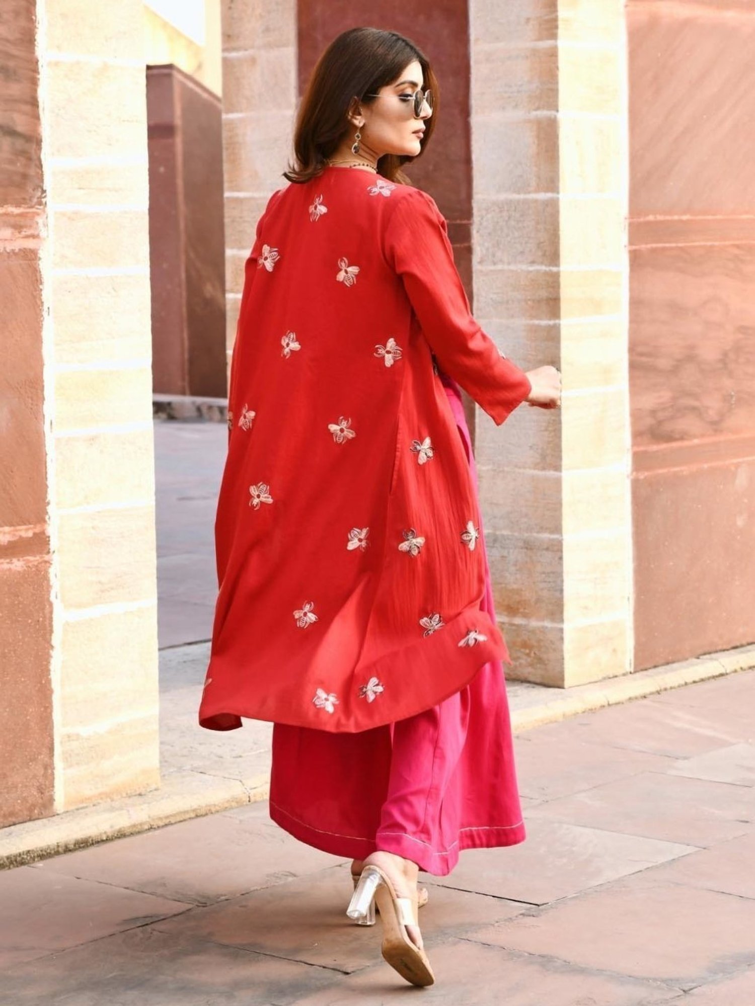 Gulaal Pink Ashi Embroidered Shrug With Inner And Pant