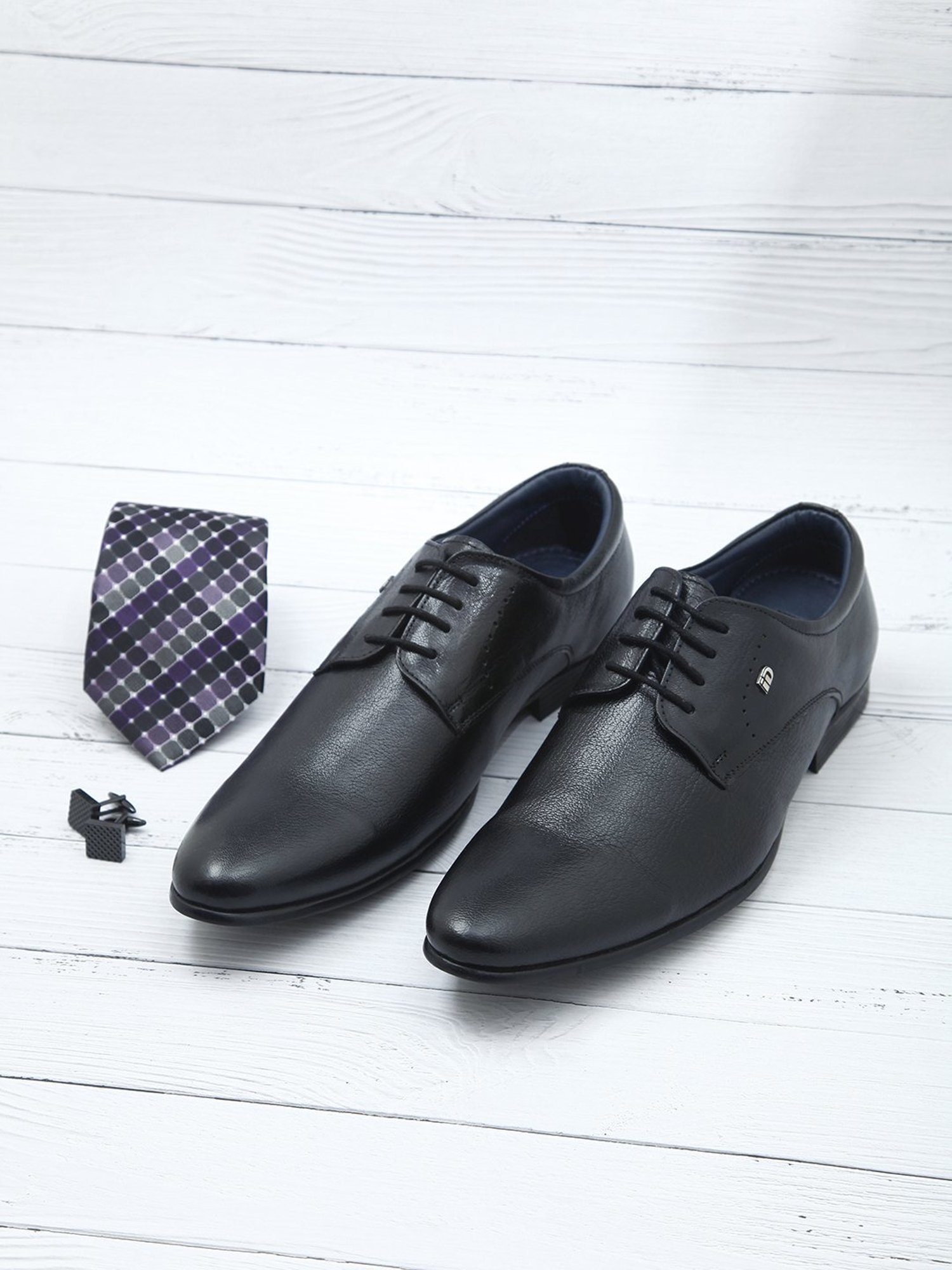 ID Men's Black Oxford Shoes