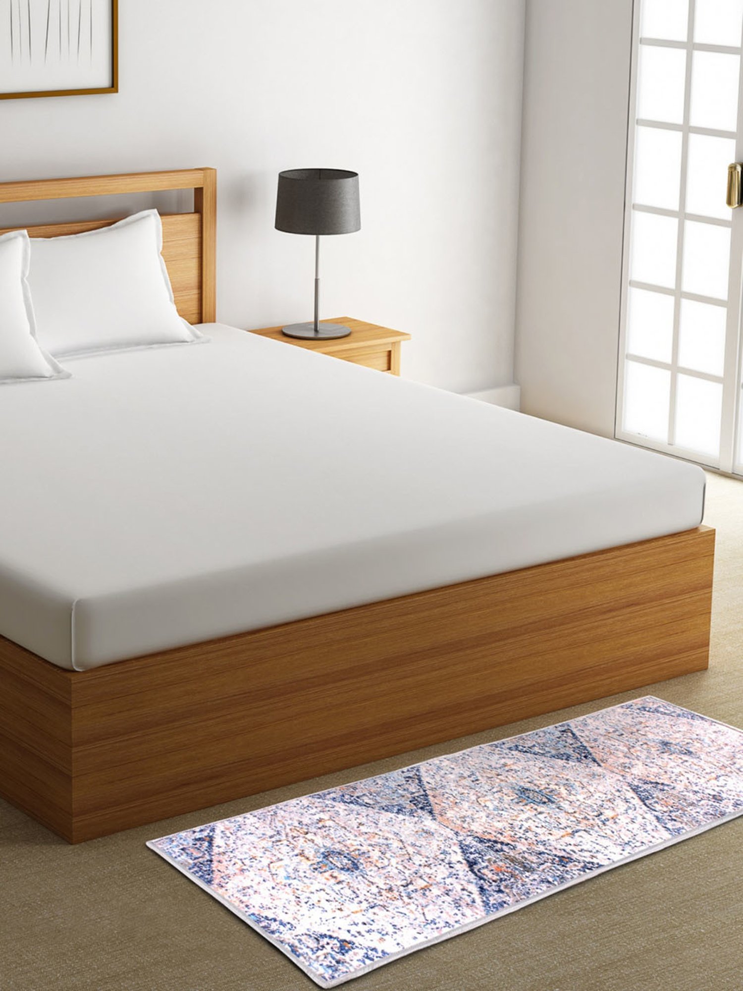 Romee Beige Polyester Geometric Runners