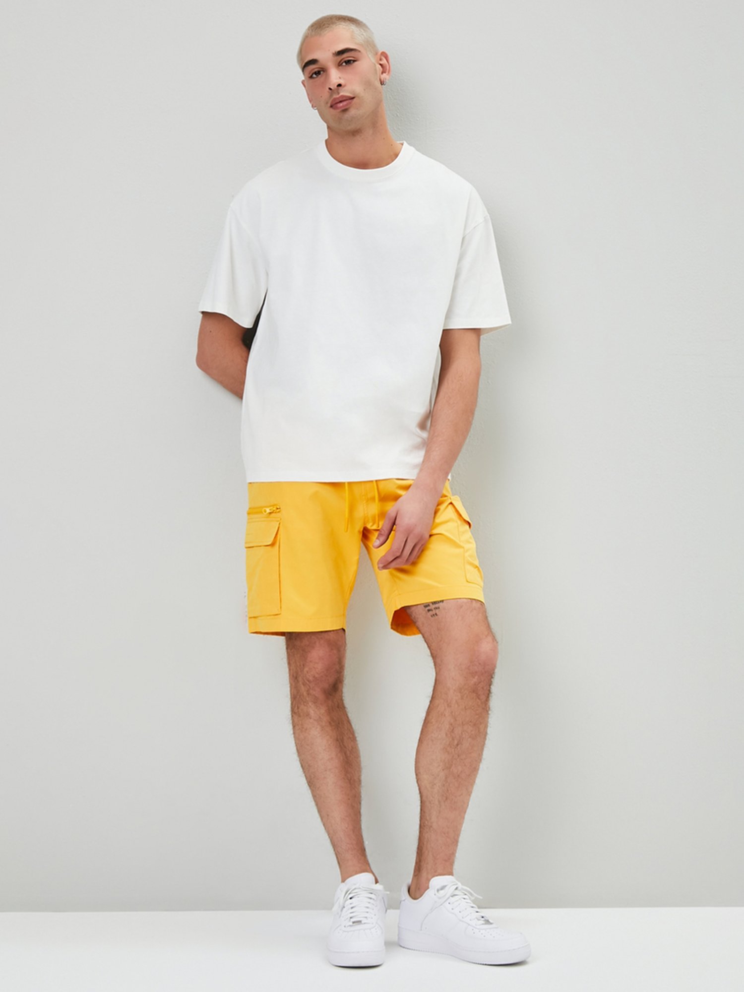 Forever 21 Yellow Regular Fit Cargo Shorts