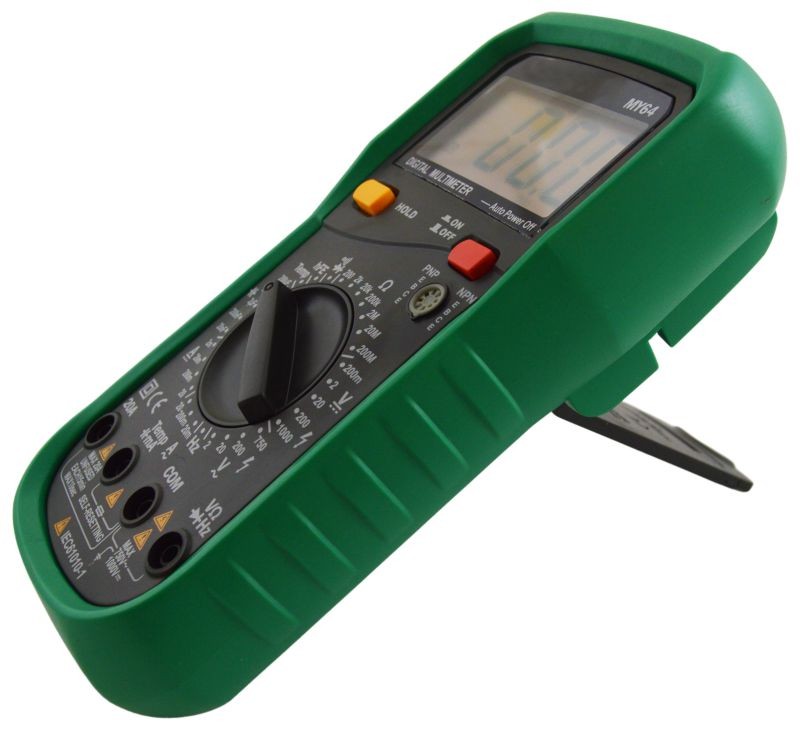 Digital Multimeter 32 Ranges, 3 1/2 Digit, with Temperature, Capacitance, Frequency and Diode/Transistor Testing by RSR