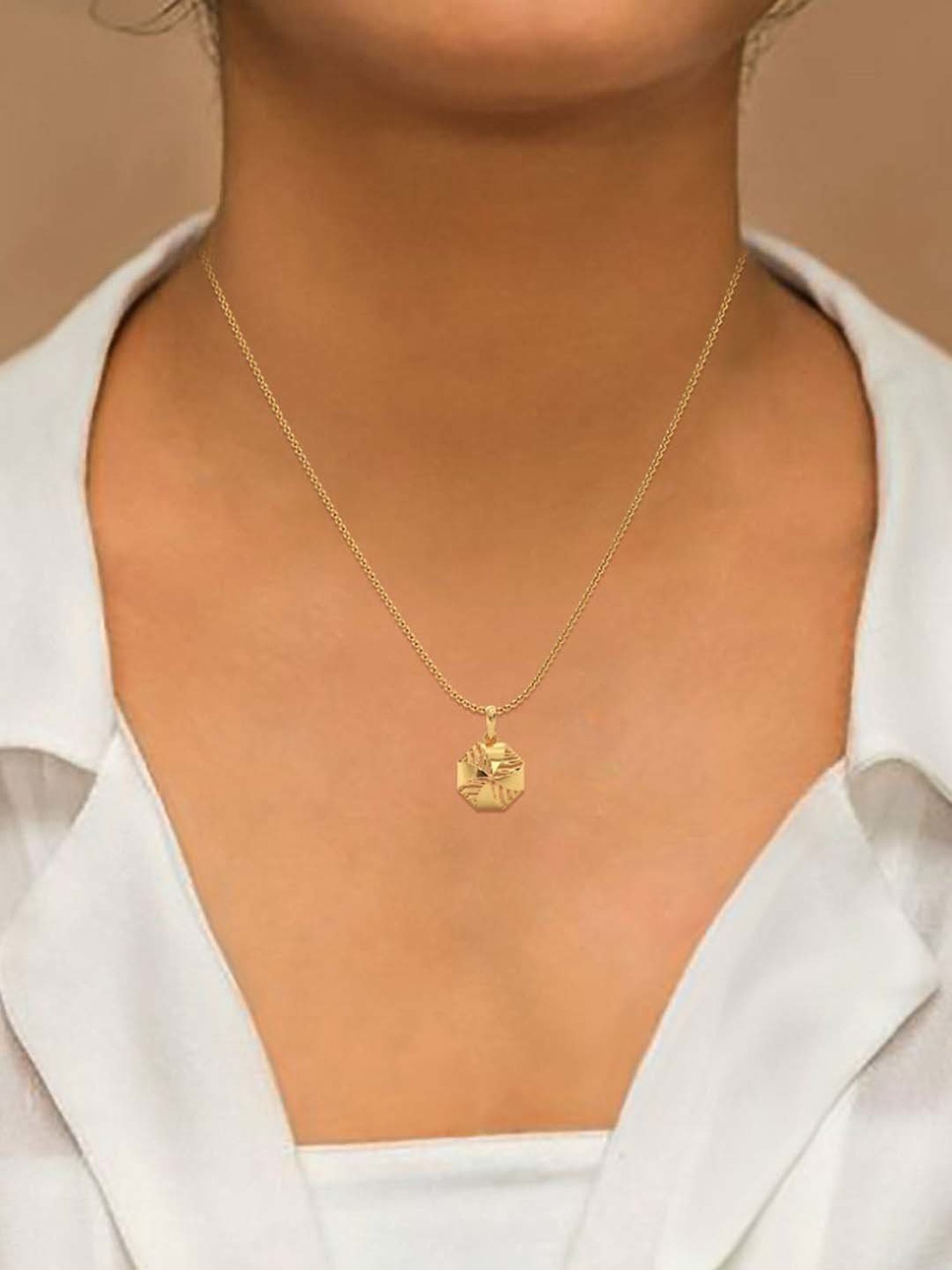 Candere by Kalyan Jewellers Peacock Collection 18k Yellow Gold Pendant for Women