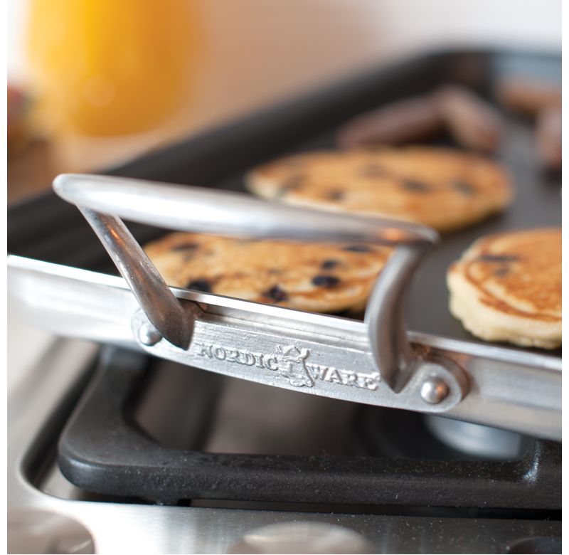 Nordic Ware 2 Burner High Sides Griddle