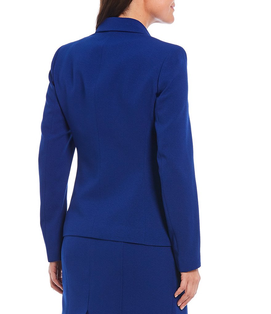 Kasper Petite Size Snap Front Notch Lapel Long Sleeve Crepe Jacket