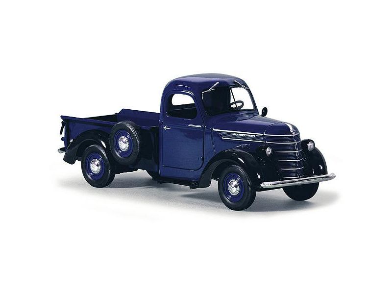 1938 International D-2 Pickup Truck IH Blue / Black 1/25 Diecast Model by First Gear