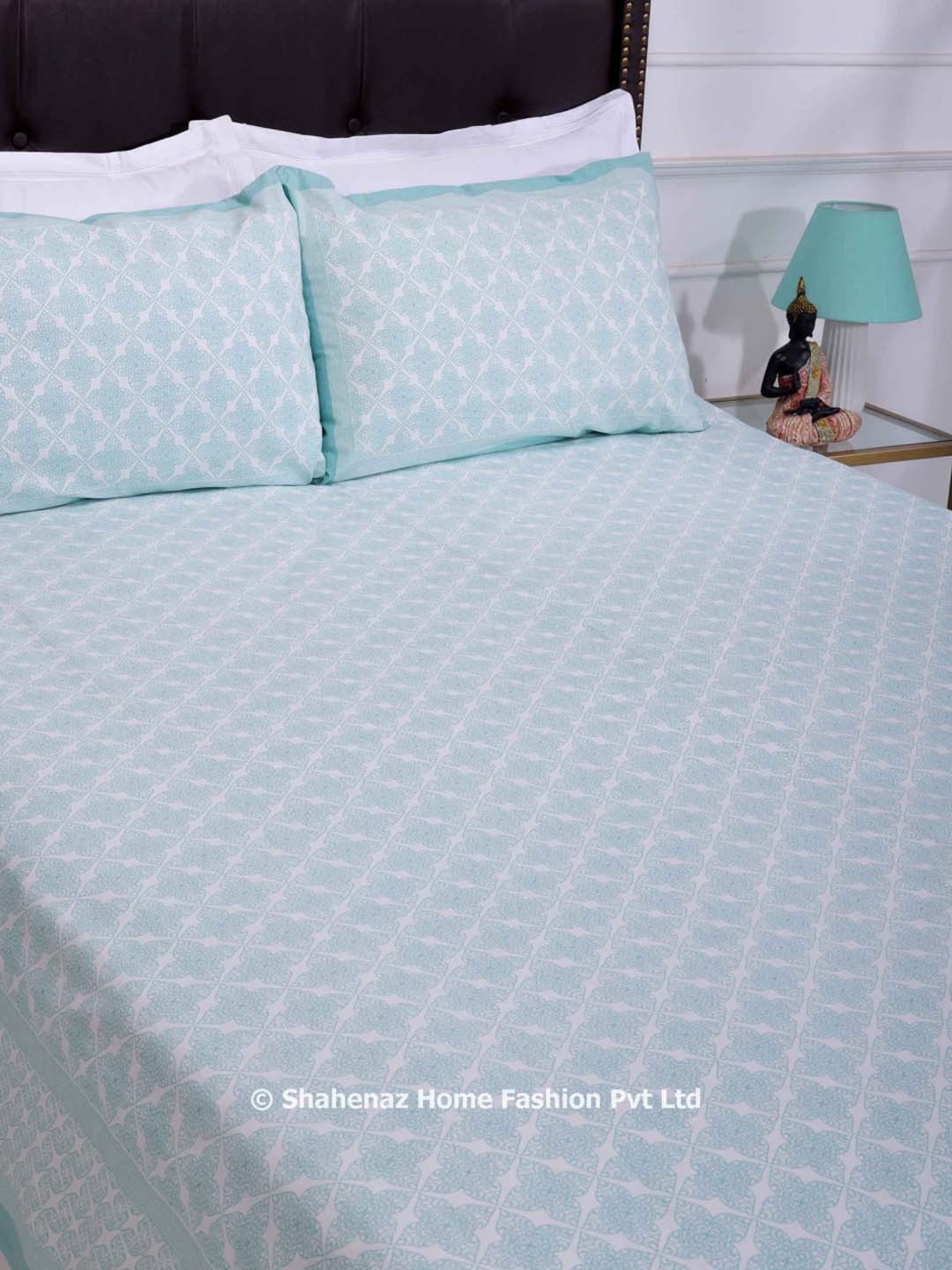 Shahenaz Blue 120 TC Cotton Gayatri Infinity Flower Luxury Double Bedsheet with 2 Pillow Covers