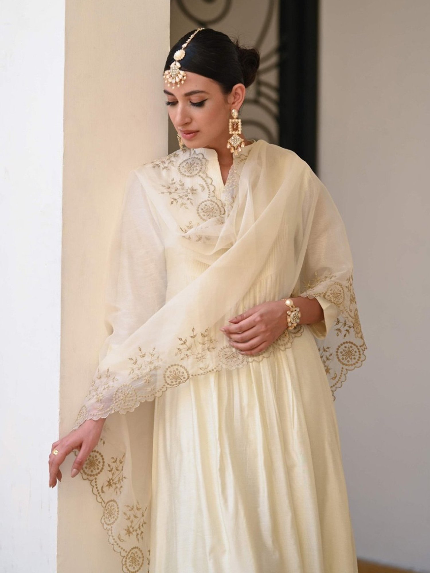Mahee Jaipur Beige Ivory Cut Work Pure Chanderi Kurta With Pant And Dupatta