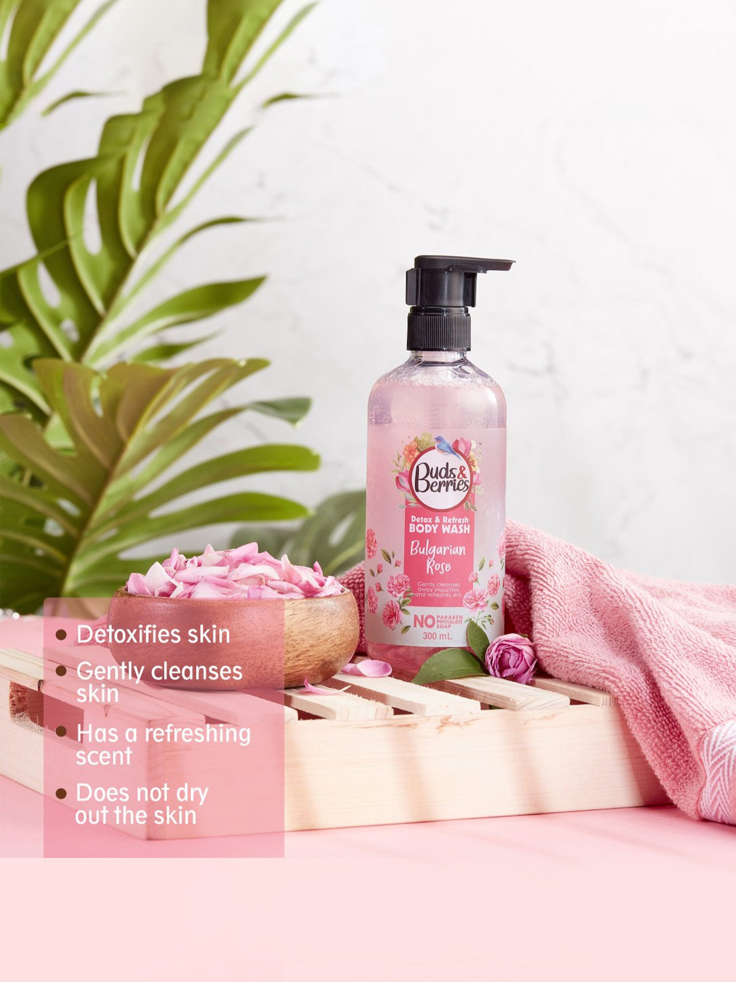 Buds & Berries Bulgarian Rose Detox & Refresh Body Wash - 300 ml