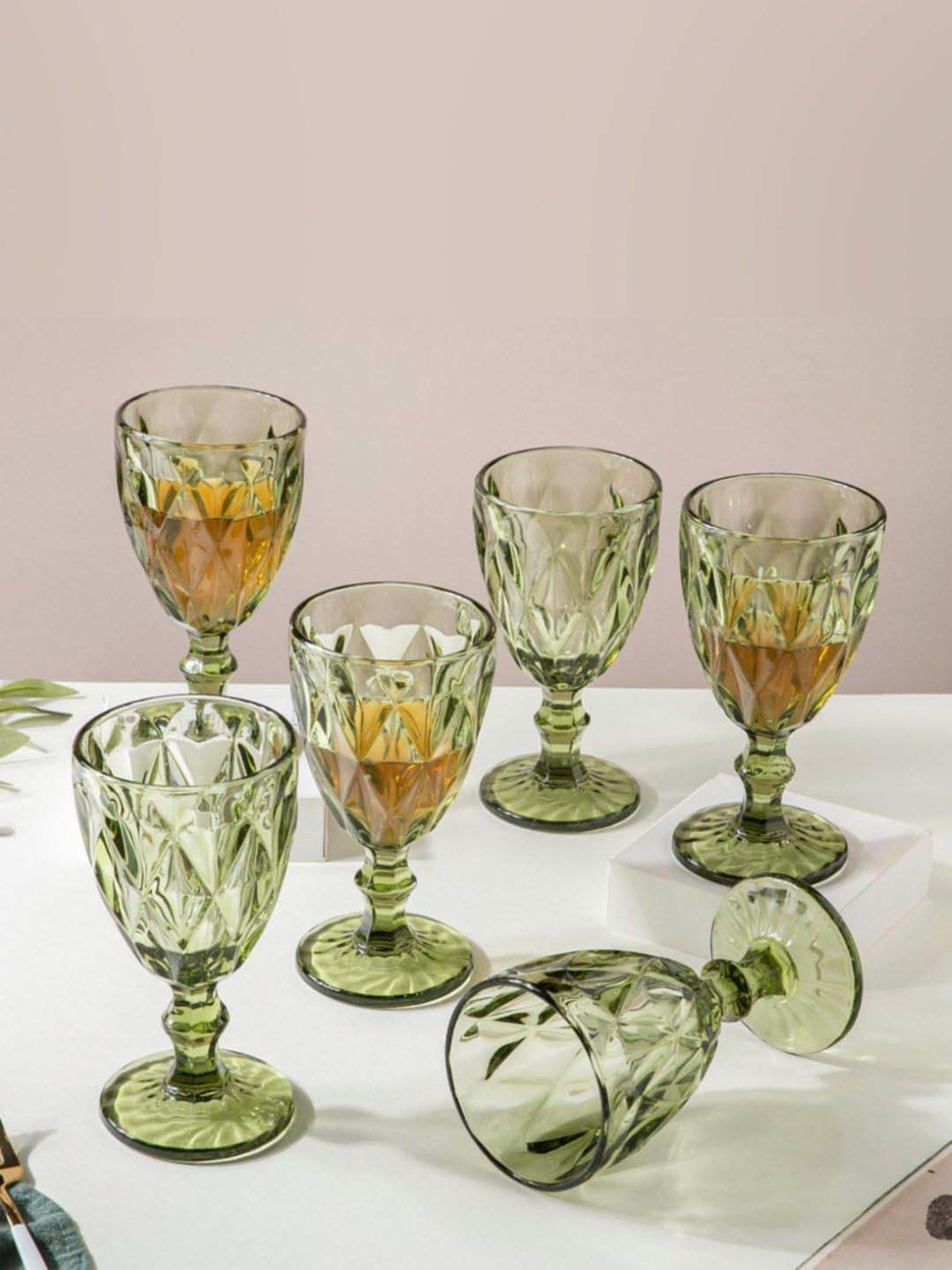 Nestasia high quality green Crystal Textured red wine Glasswareset with Stem(Set Of 6, each 300 ml)