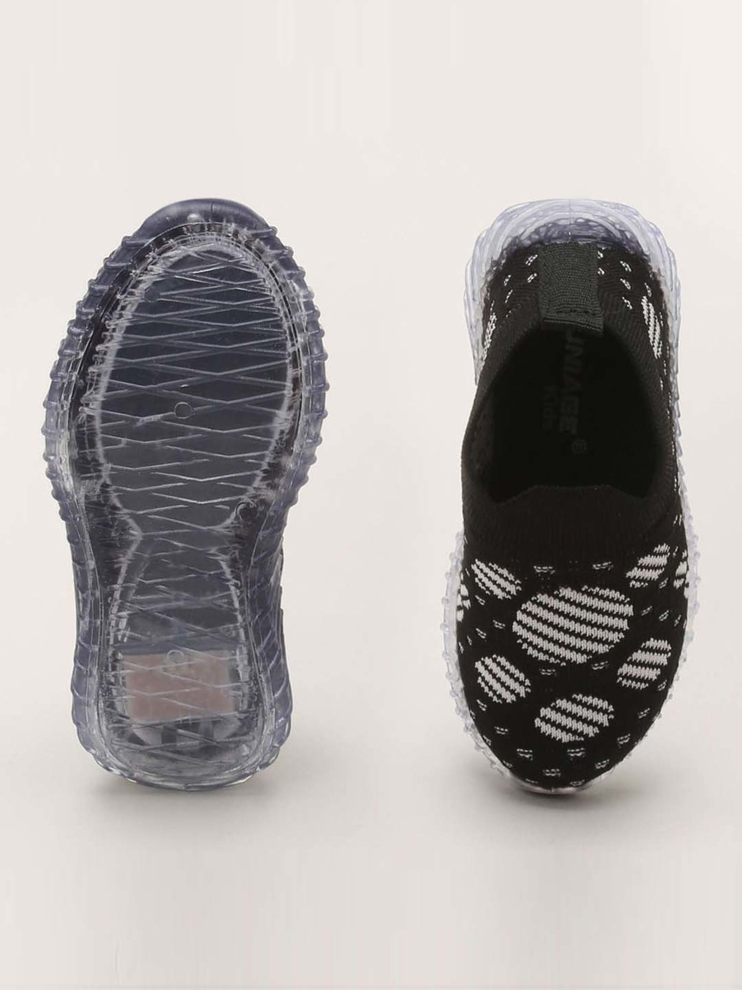 Priaansha Kids Black & White Casual Slip-Ons