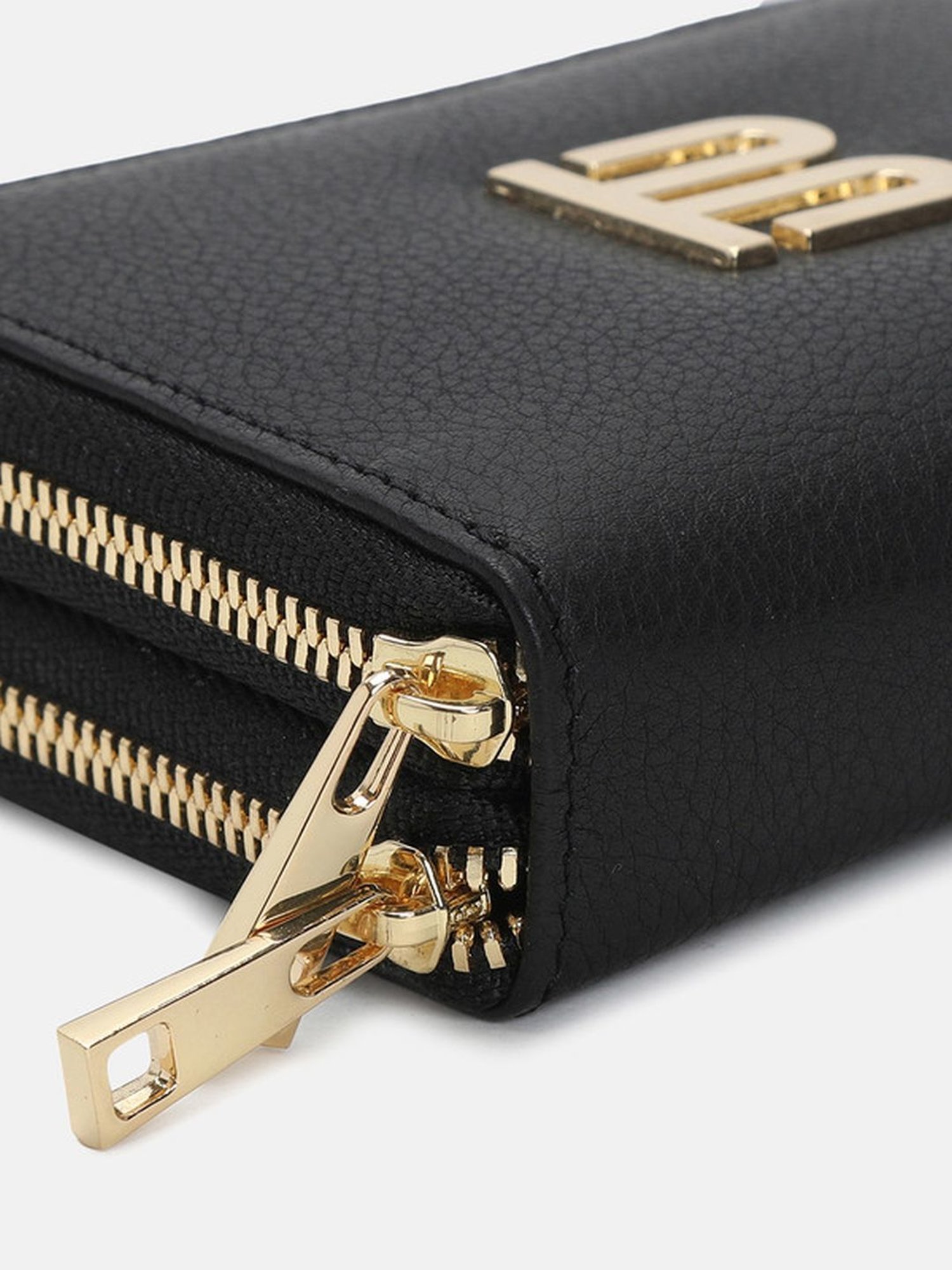 BAGATT Black Leather Solid Zip Around Wallet