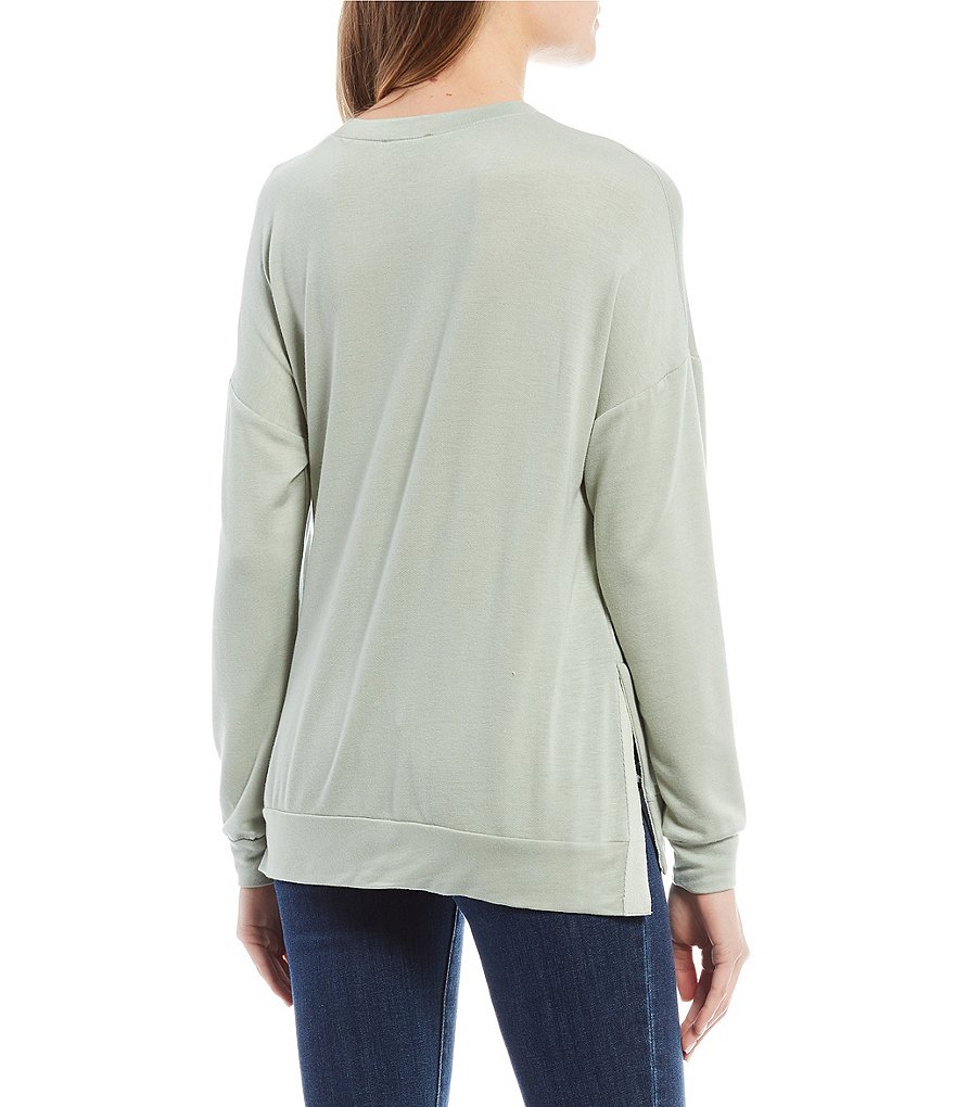 Moa Moa Long-Sleeve Side-Slit Knit Sweatshirt