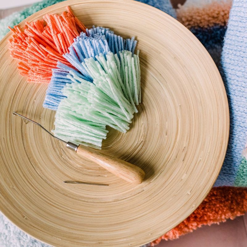 LoRan Latch-Stitch Hexagonal Pillow Kit