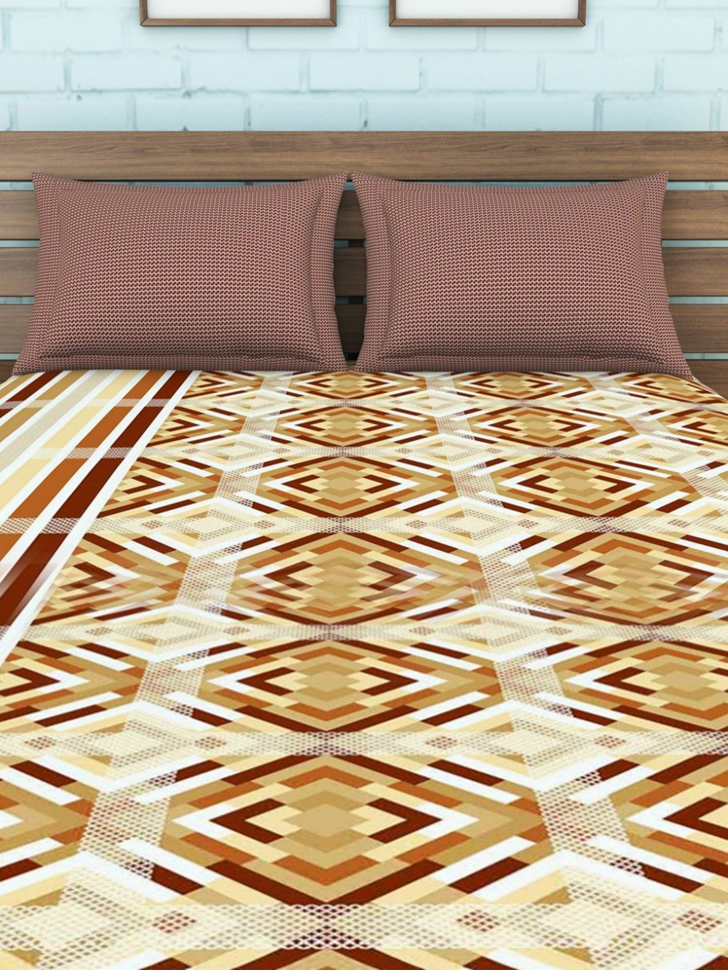 Spaces Printed Brown 144 TC Cotton Queen Bed Sheet with 2 Pillow Covers