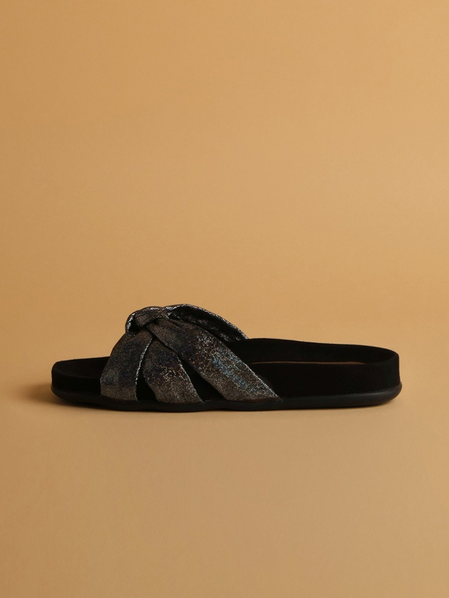 Eridani Women's Ceraa Black Casual Sandals