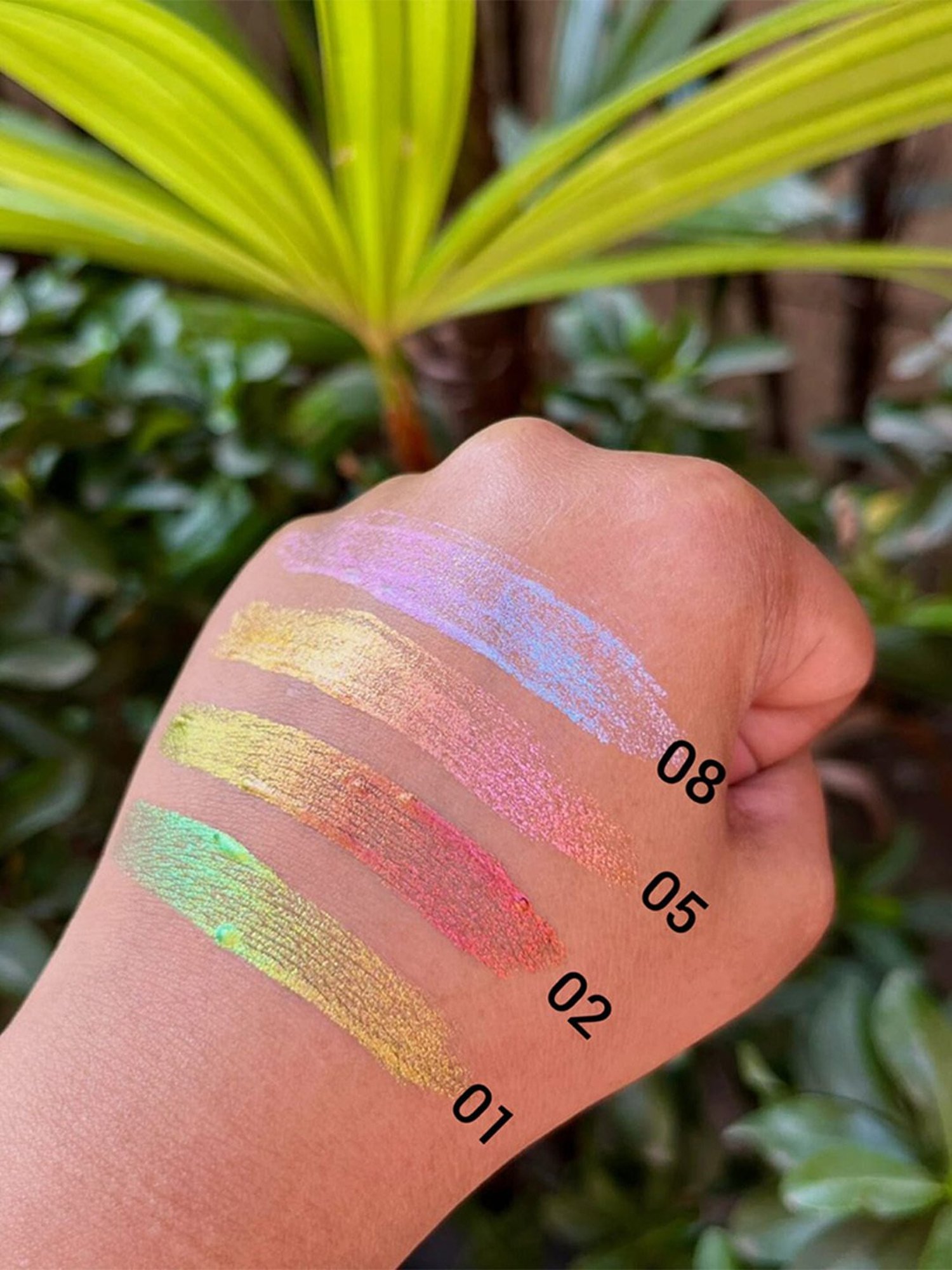 CHARMACY Milano Insane Shifters Liquid Eye Shadow 02 - 2.6 ml