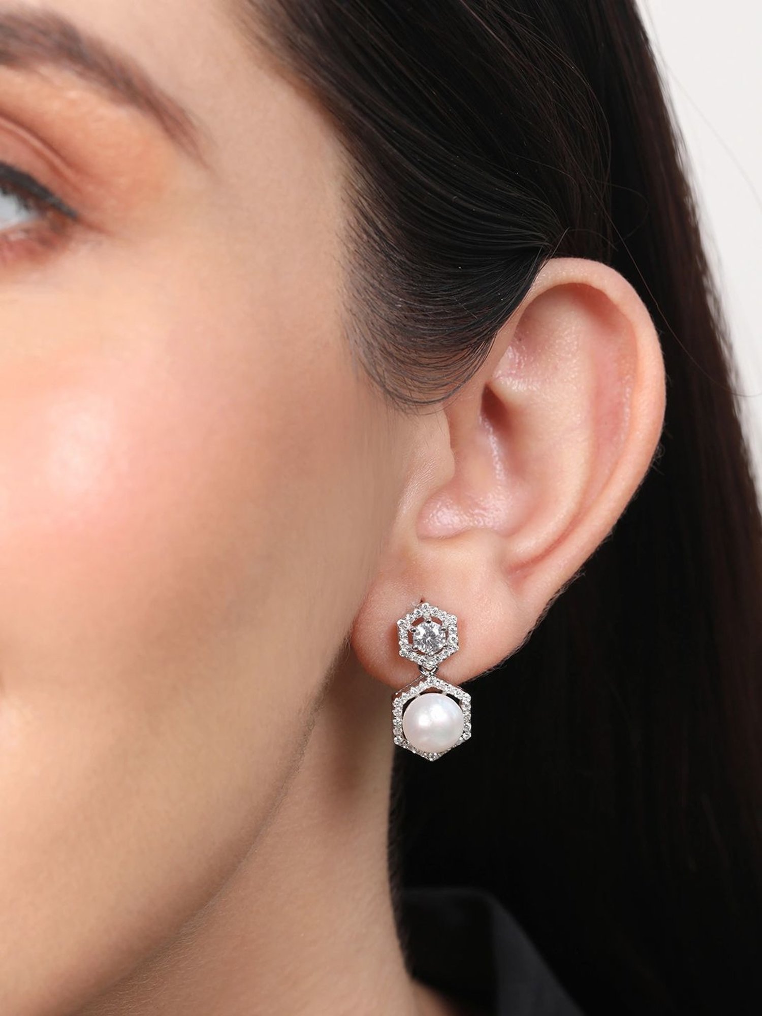 Clara 92.5 Sterling Silver Lily Earrings for Women