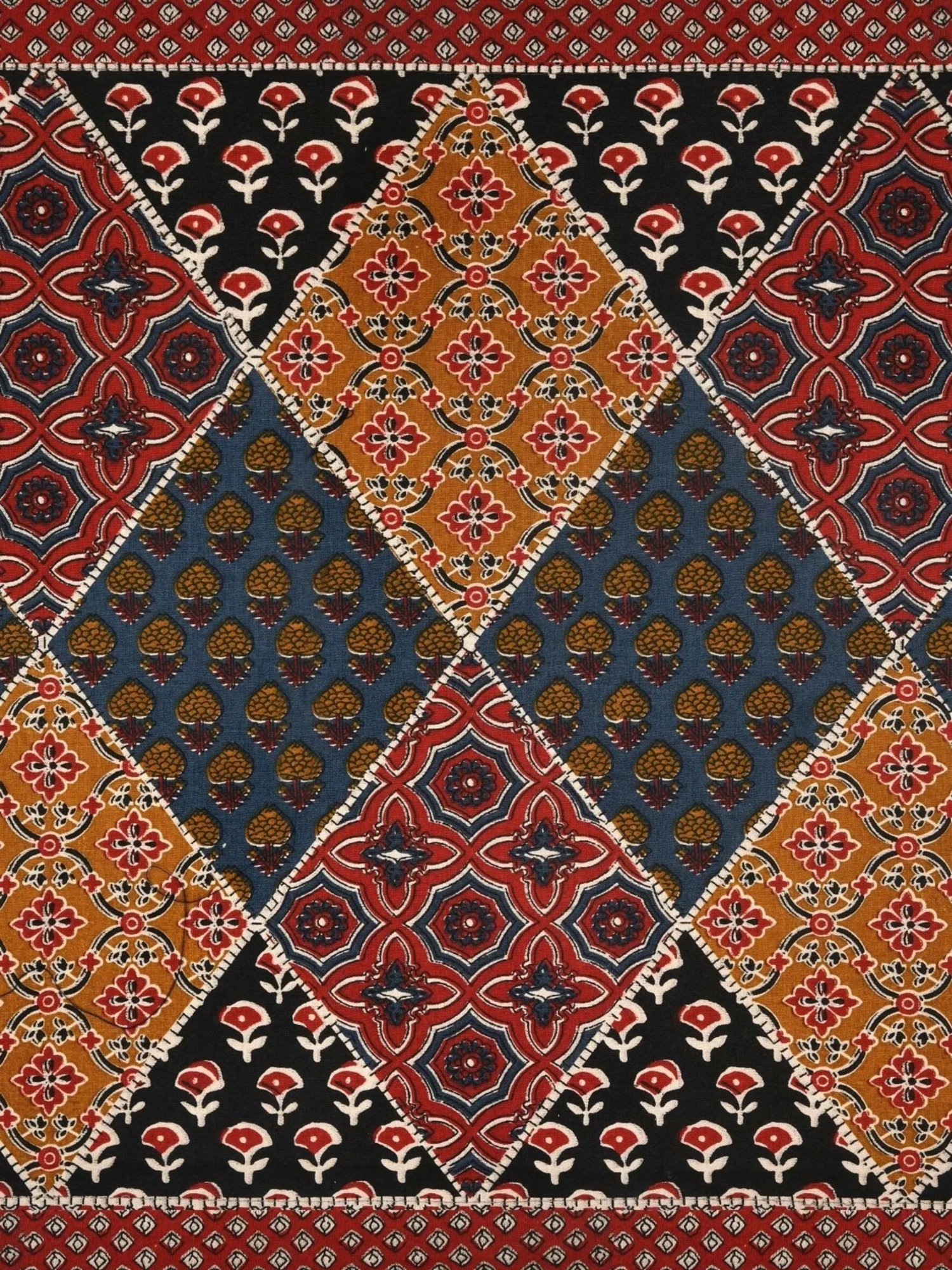 Living Roots Block print Brown 150 TC Cotton Bedsheet with 2 Pillow Covers