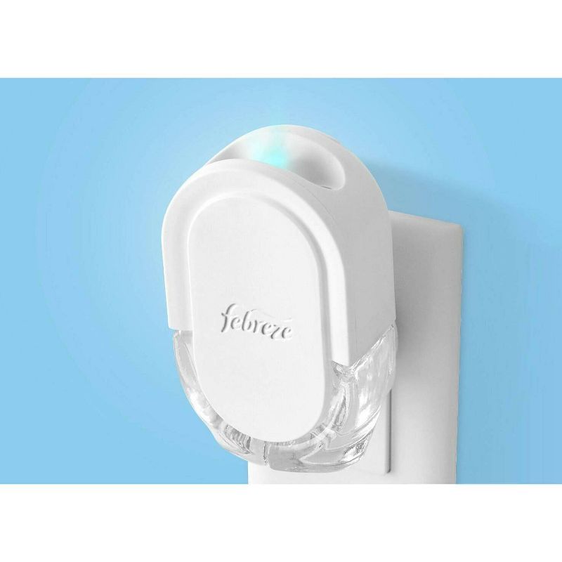 Febreze Light Plug Bamboo Refill with Fade Defy Technology - 3ct