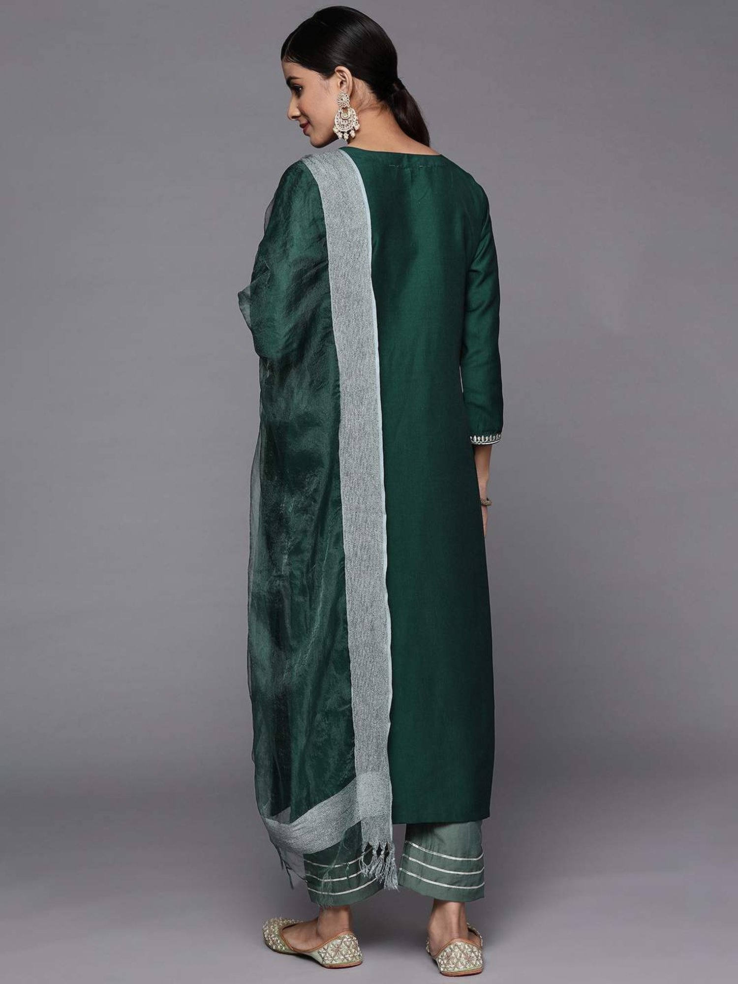 Varanga Green Embroidered Kurta Pant Set With Dupatta