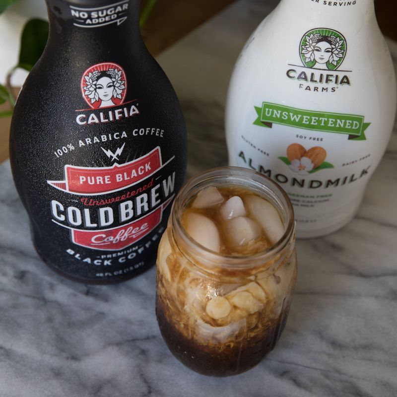 Califia Farms Pure Black Unsweetened Medium Roast Cold Brew Coffee - 48 fl oz