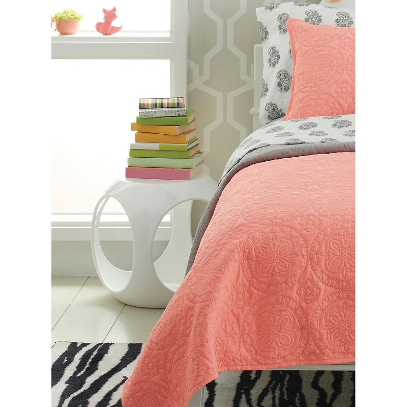 Slick Cube Occasional Table White - OSP Home Furnishings