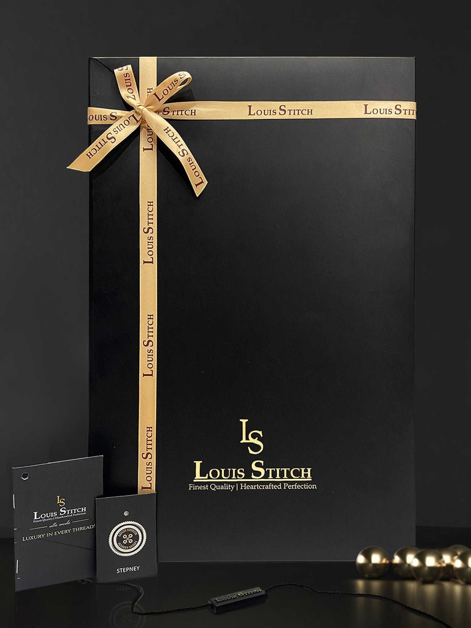 Louis Stitch Black Cotton Slim Fit Shirt