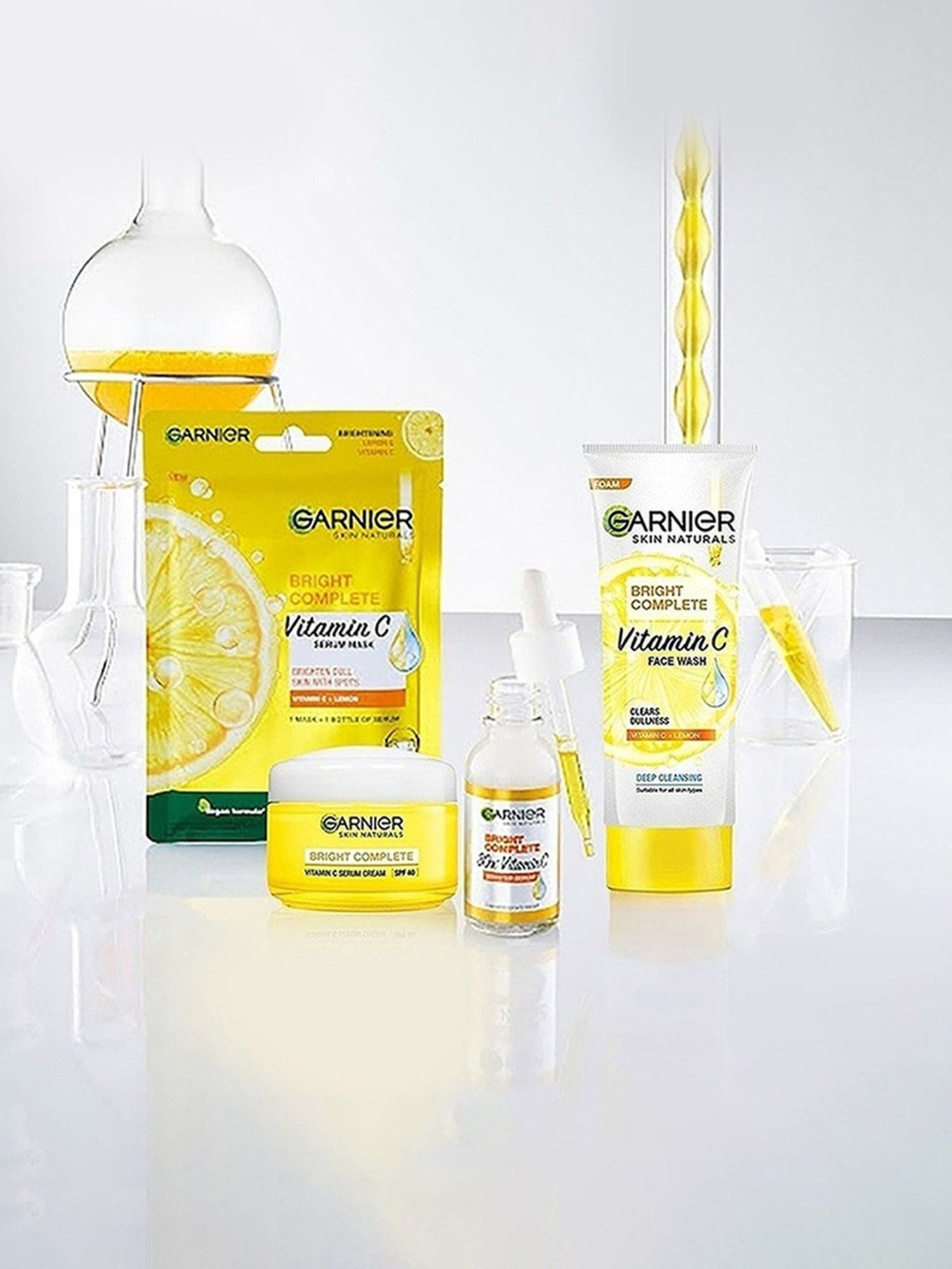 Garnier Skin Naturals Face Serum for Brighter & Clear Skin with Vitamin C Booster - 30 ml