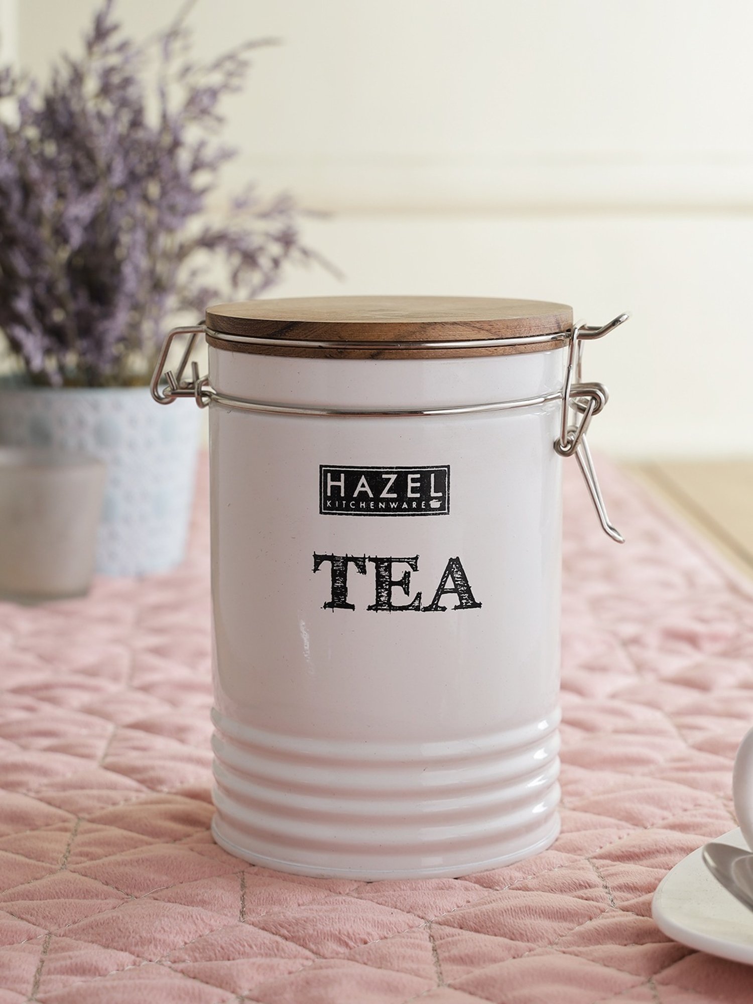 HAZEL White Iron Tea Container with Lid (1.11L)