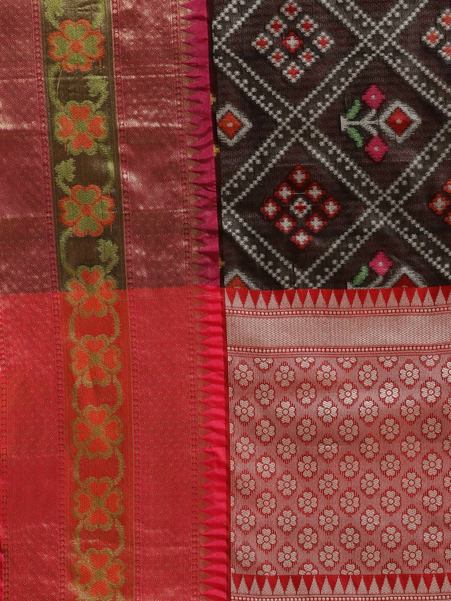 Banarasi Silk Works  Woven Saree with Blouse