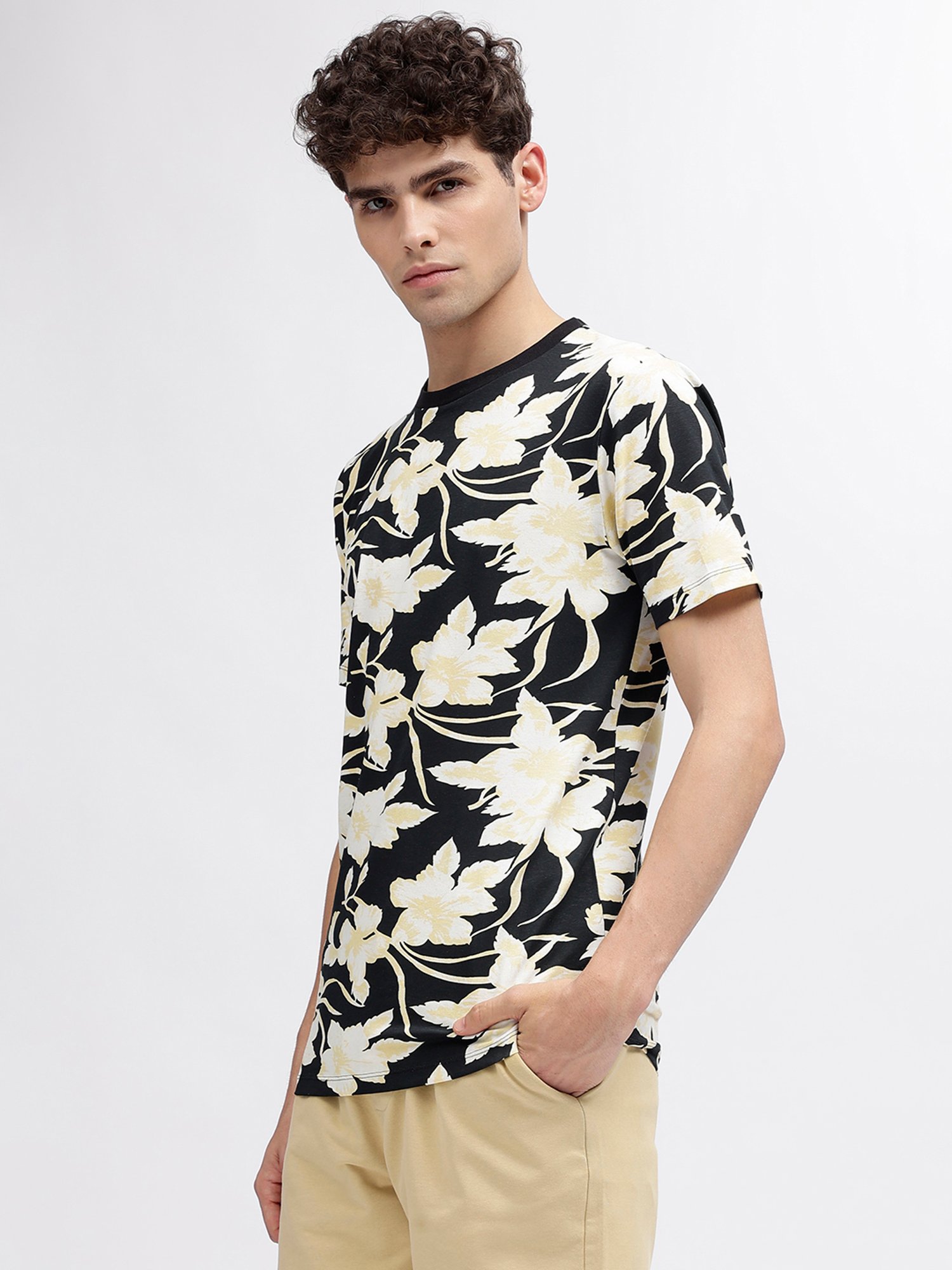 Lindbergh Black Regular Fit Printed Crew T-Shirt