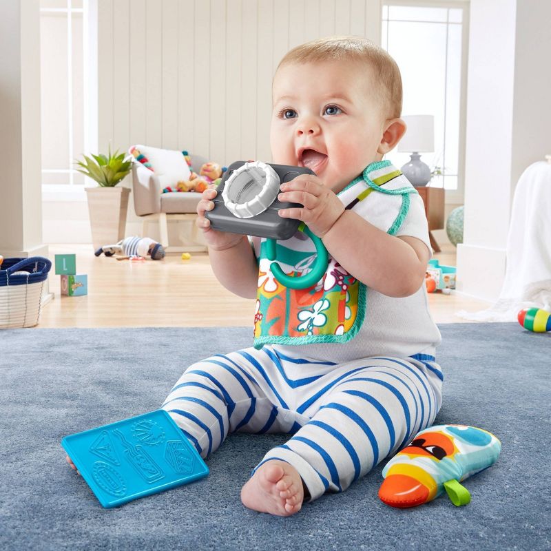 Fisher-Price Tiny Tourist Gift Set