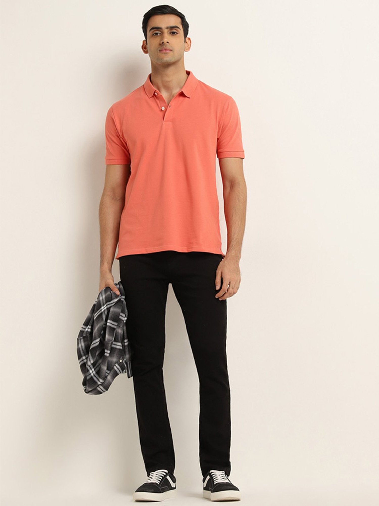 WES Casuals by Westside Coral Solid Slim Fit Polo T-Shirt