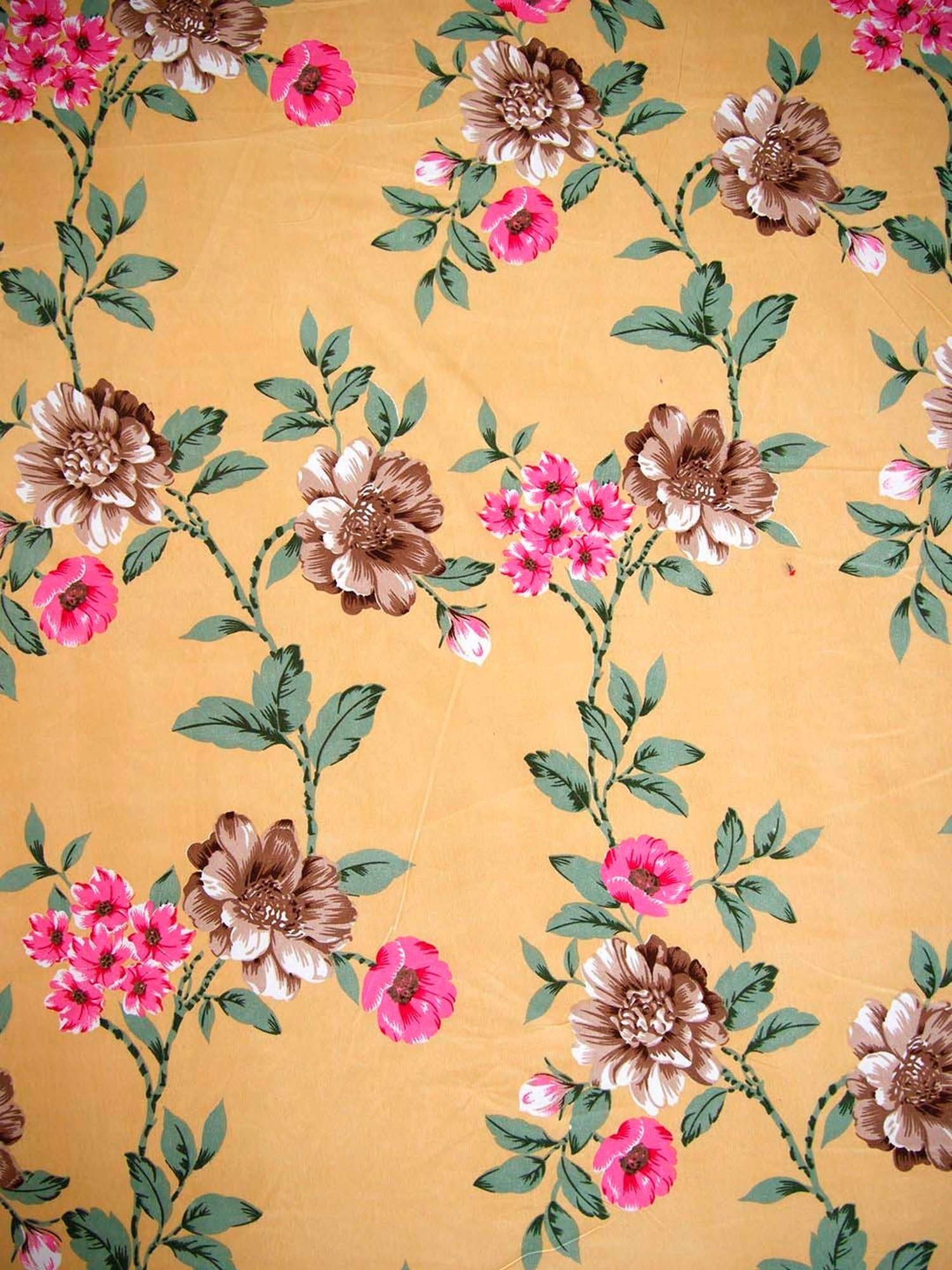 Ariana Yellow Microfibre 144 TC Queen Bedsheet With 2 Pillow Covers