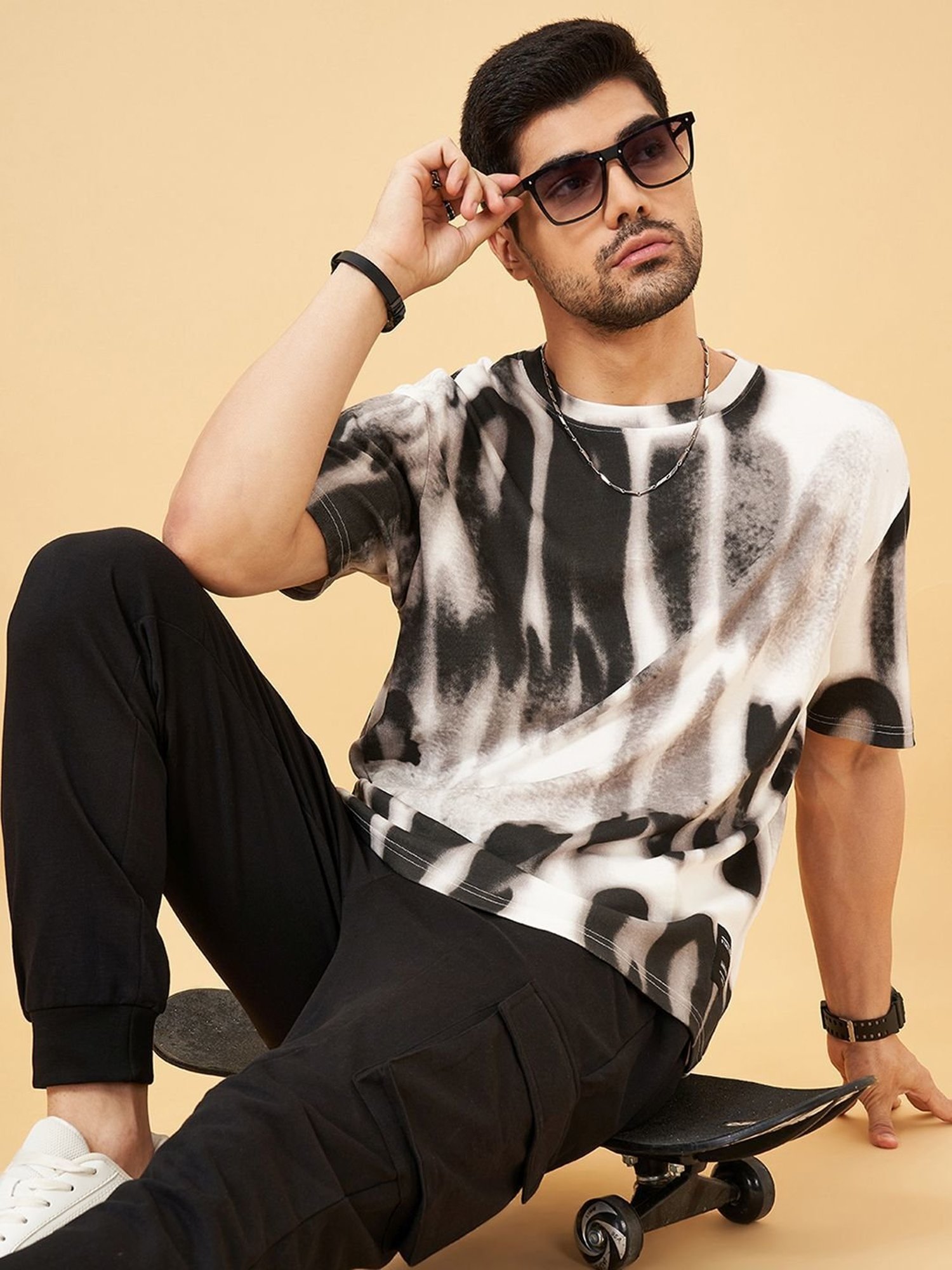 Street 808 By Pantaloons White Comfort Fit Printed T-Shirt