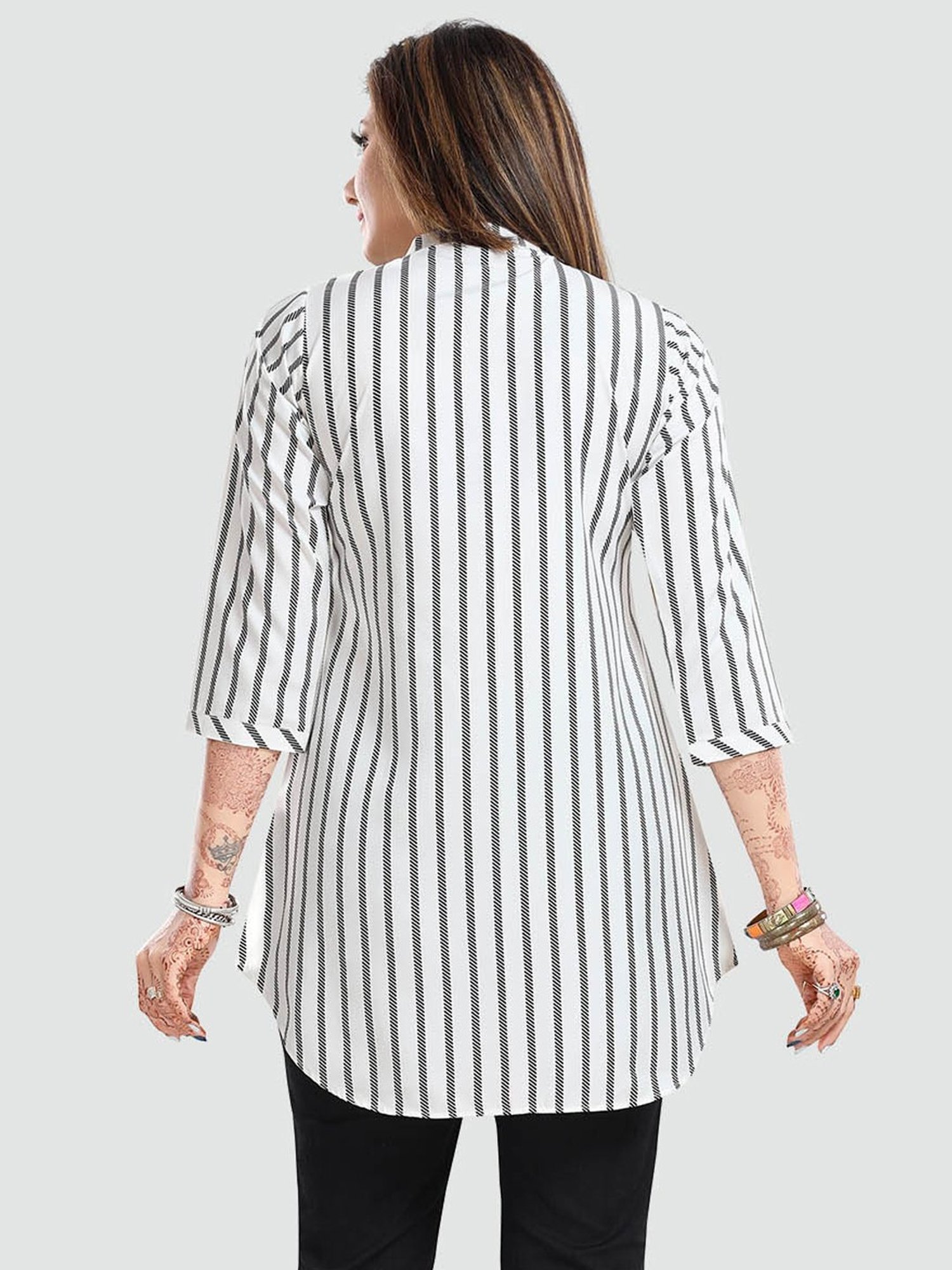 Saree Swarg White Printed Tunic