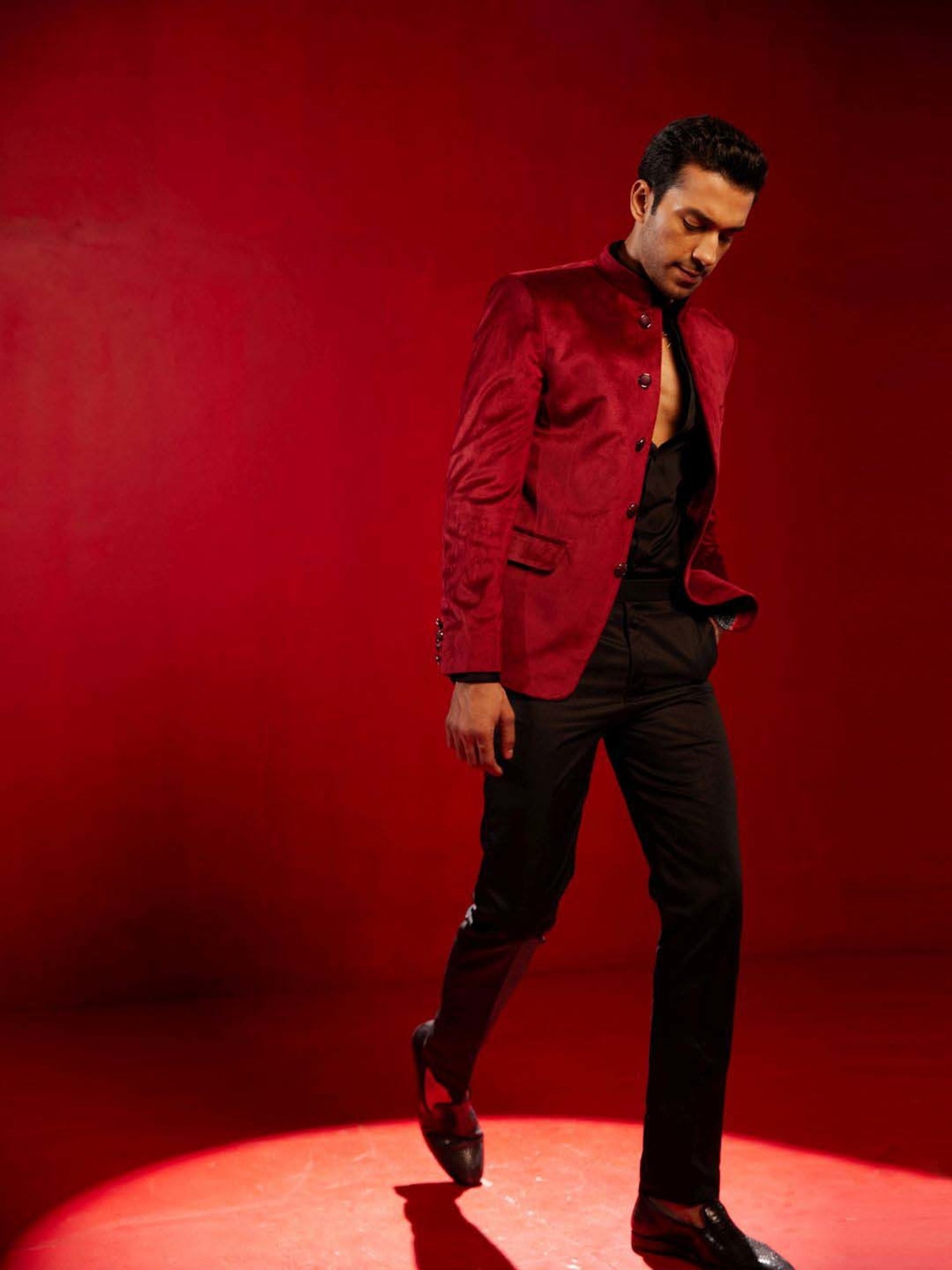 Vastramay Maroon Regular Fit Ethnic Blazer