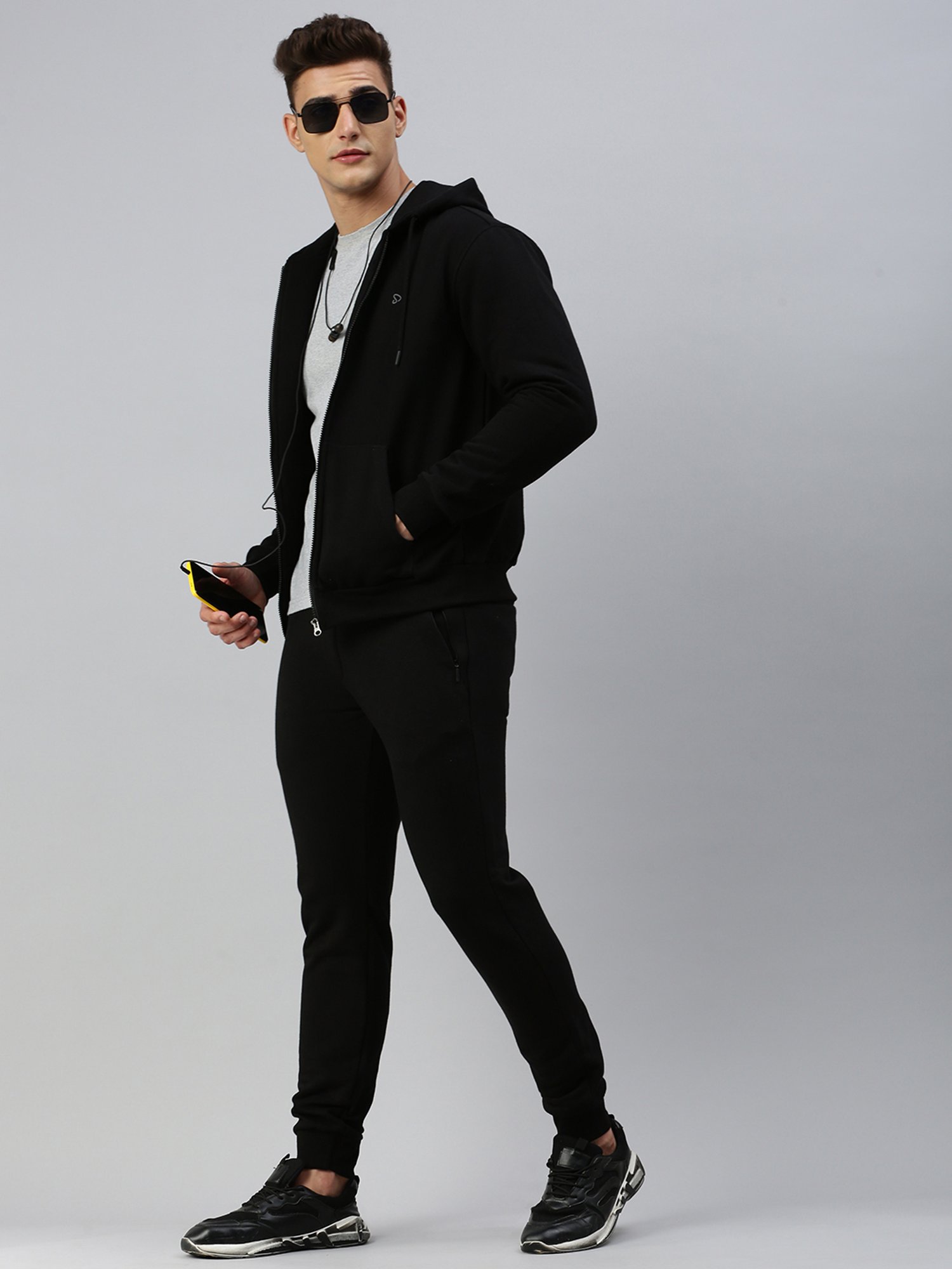 Sporto Black Regular Fit Hooded Jacket and Joggers Set
