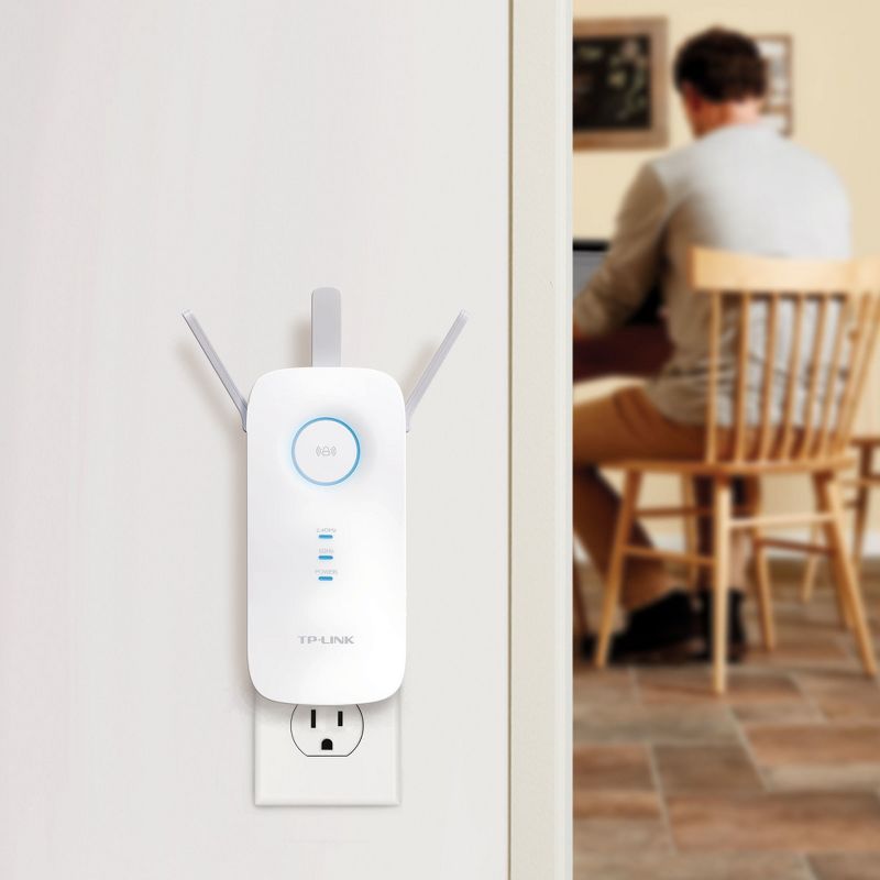 TP-LINK AC1750 Wi-Fi Dual Band Plug In Range Extender - White (RE450)
