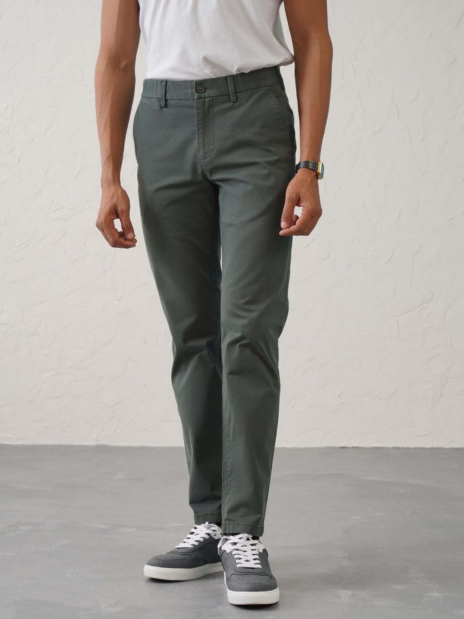 MinusOne Olive Regular Fit Chinos