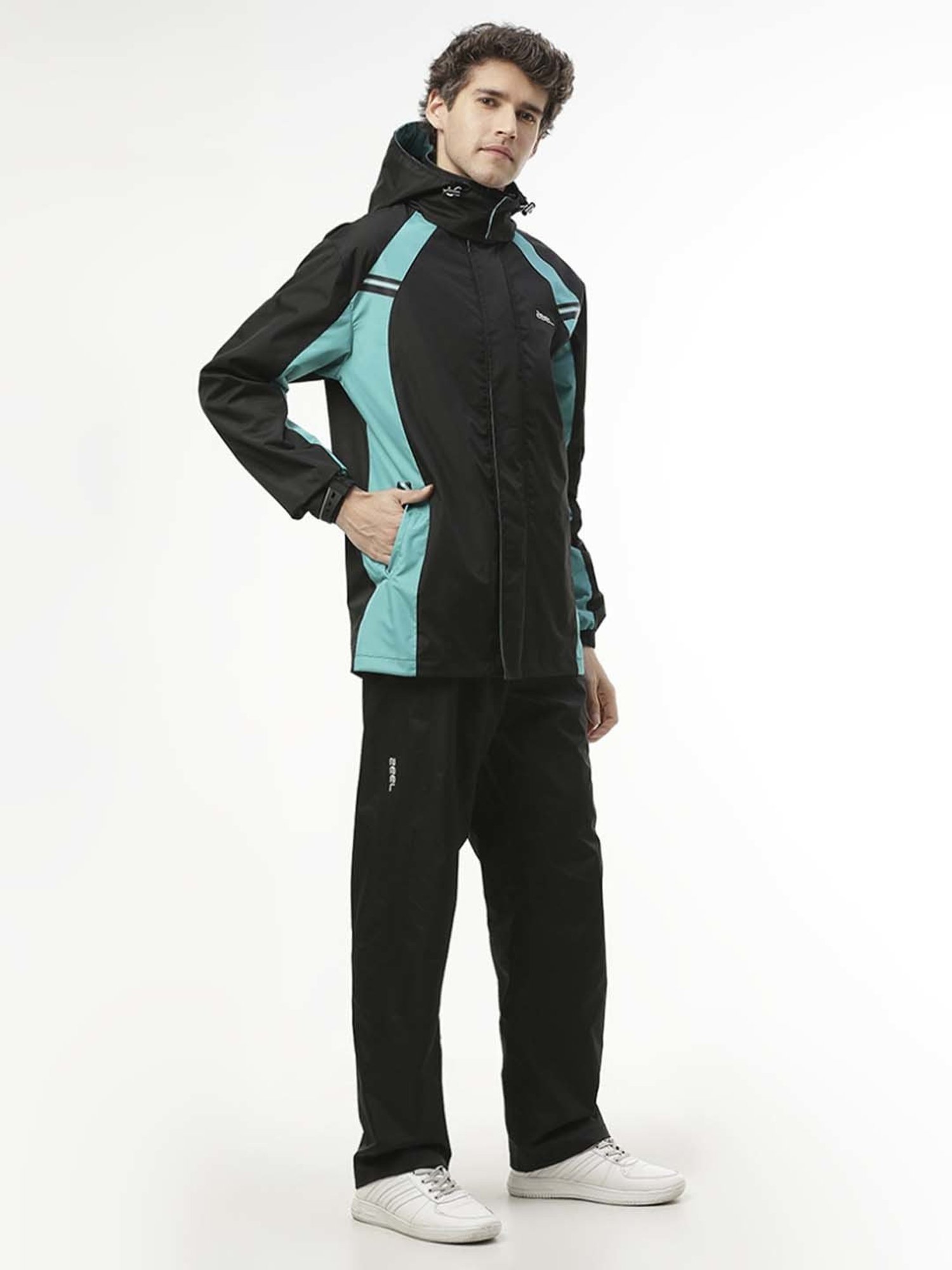 Wildcraft Red & Maroon Regular Fit Colour Block Rainwear Jacket