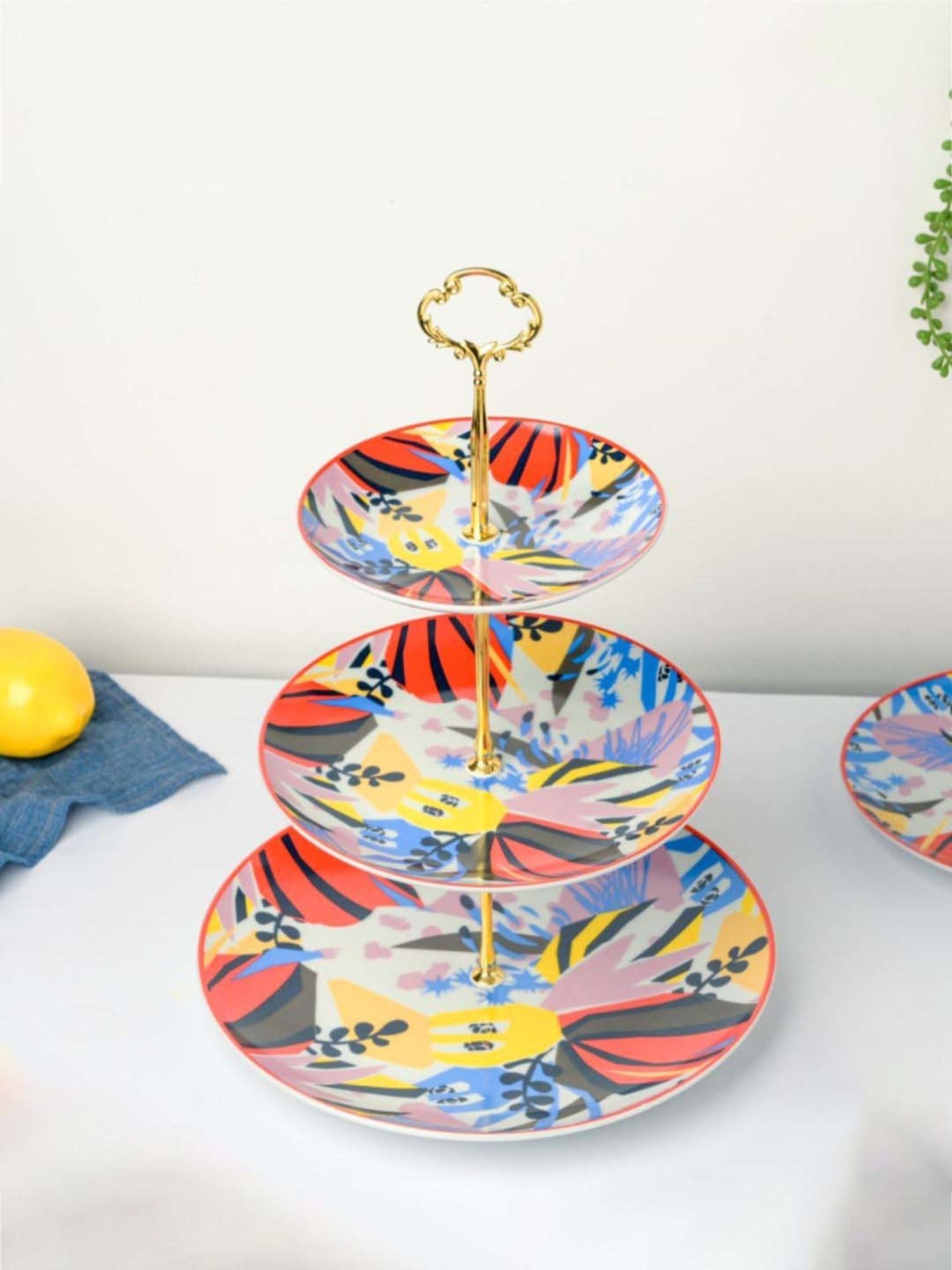 2ct Tiered Tray White - Bullseye's Playground™