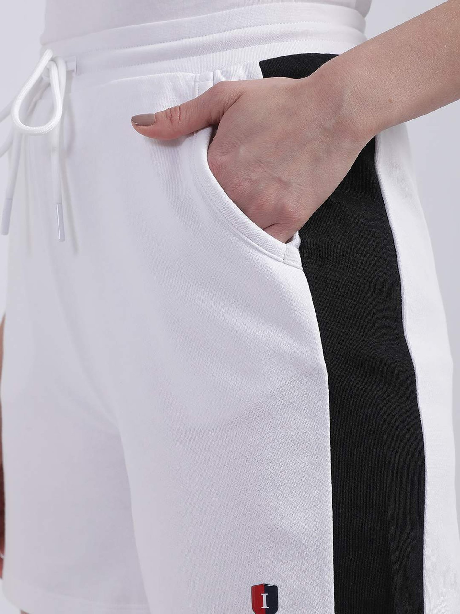 Iconic Women Colourblocked Regular Fit Cotton Shorts