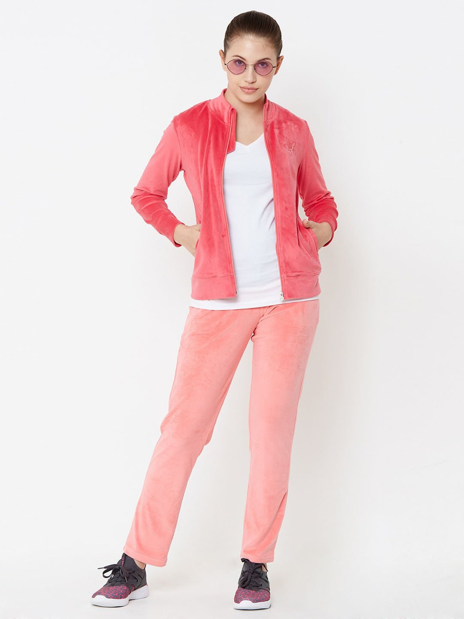 Sweet Dreams Cherry Regular Fit Winterwear Tracksuit