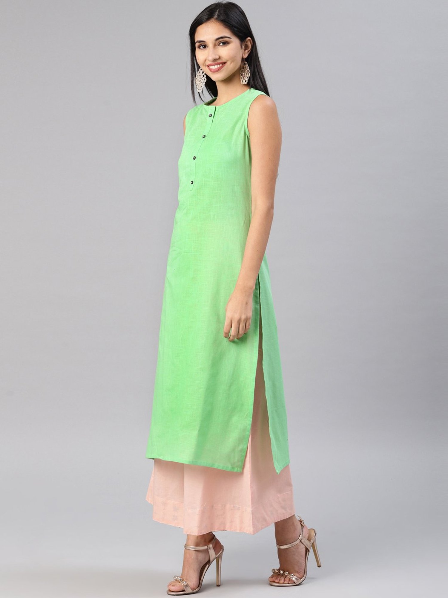 Alena Green Cotton Embroidered Straight Kurta