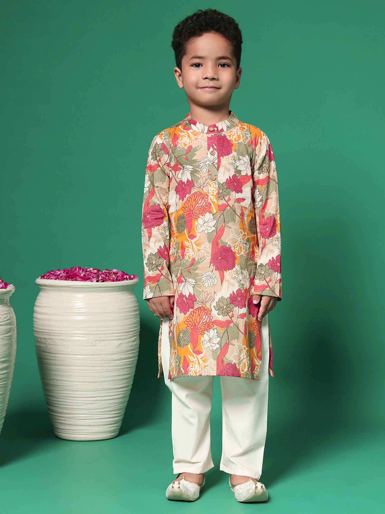 READIPRINT FASHIONS Kids Multicolor Printed Full Sleeves Kurta with Pyjamas