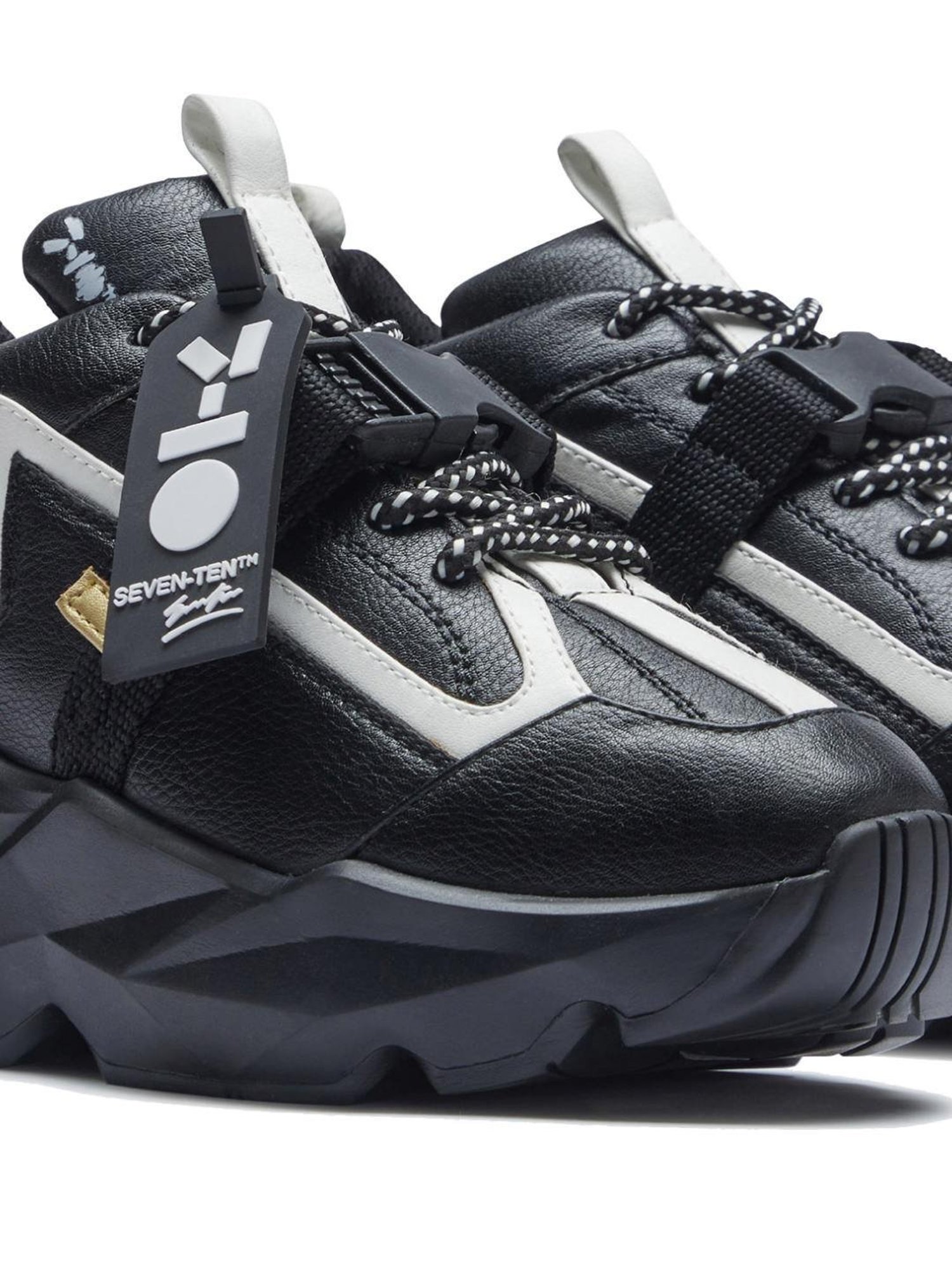 7-10 Women's Black & Gold Elevate Street Sneakers